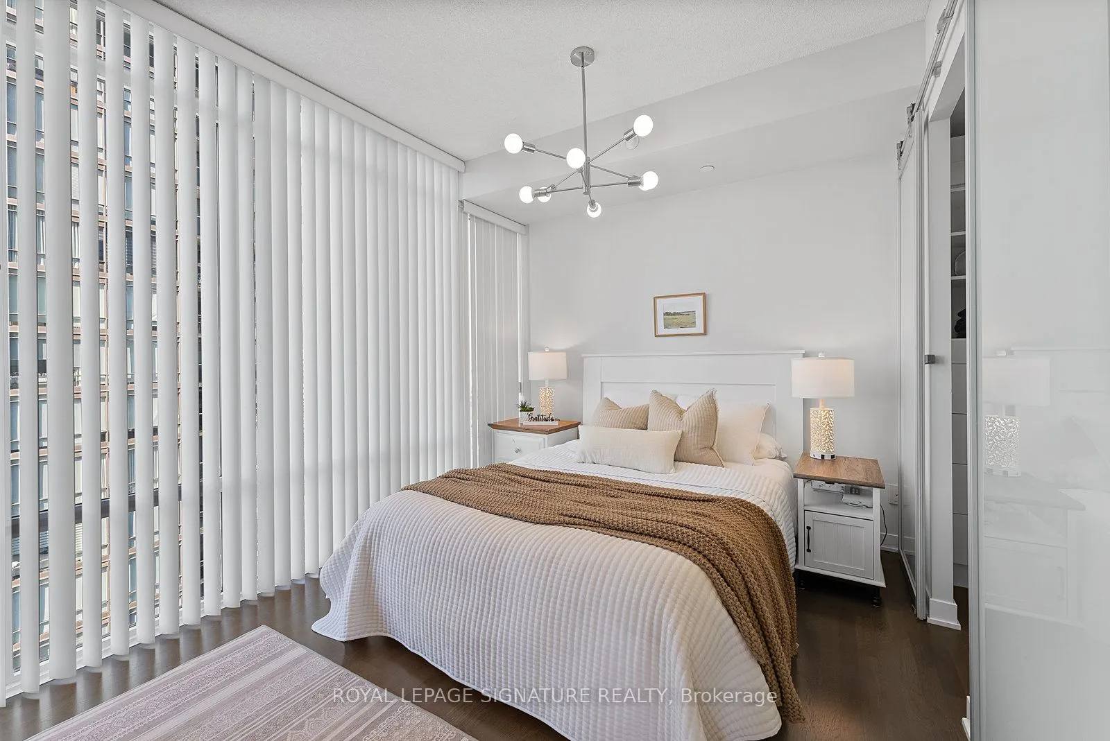 90 Park Lawn Road, #2005