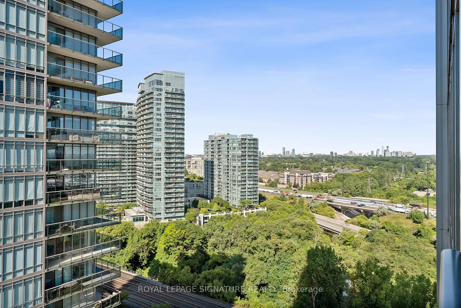 90 Park Lawn Road, #2005