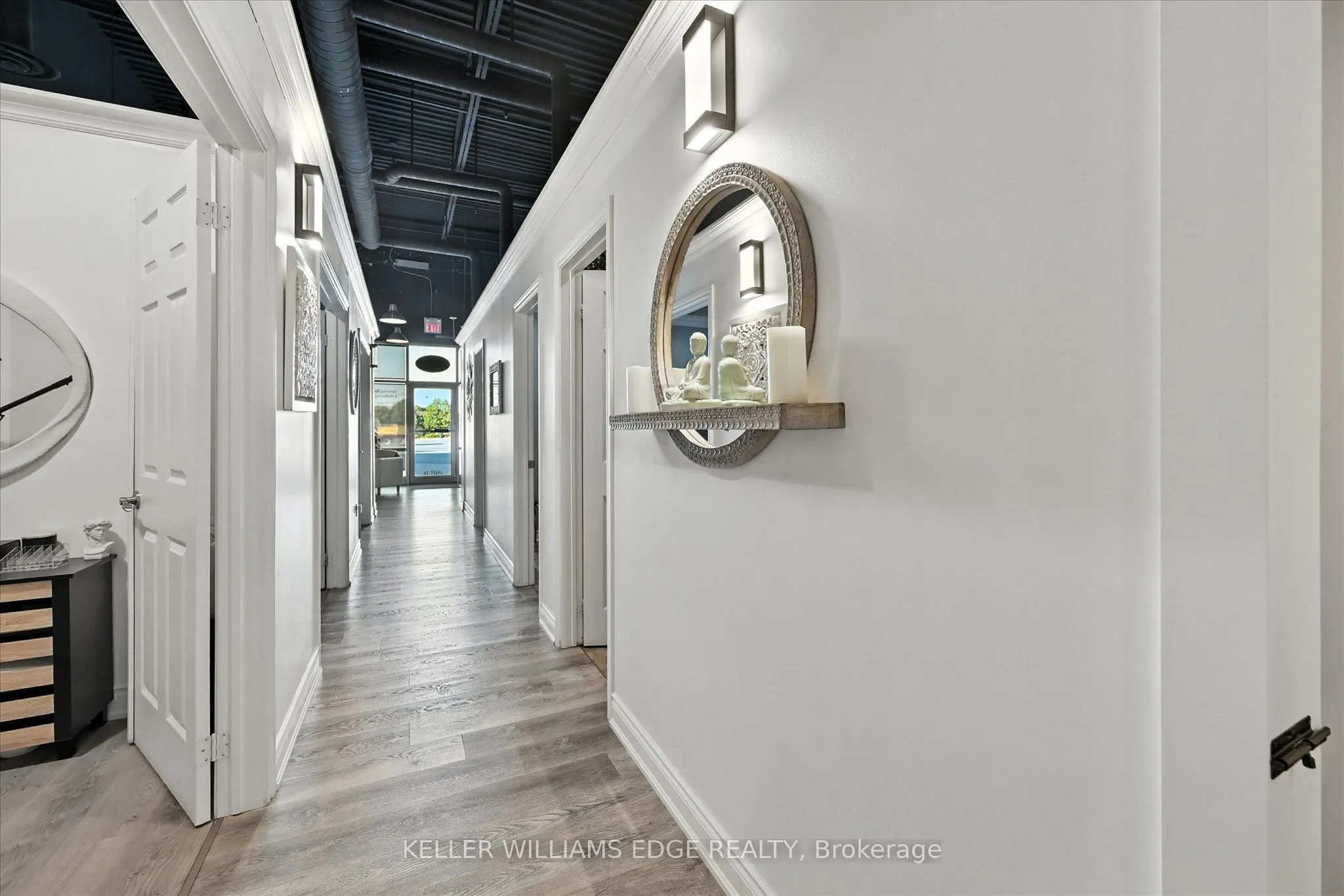 478 Dundas Street W, #16