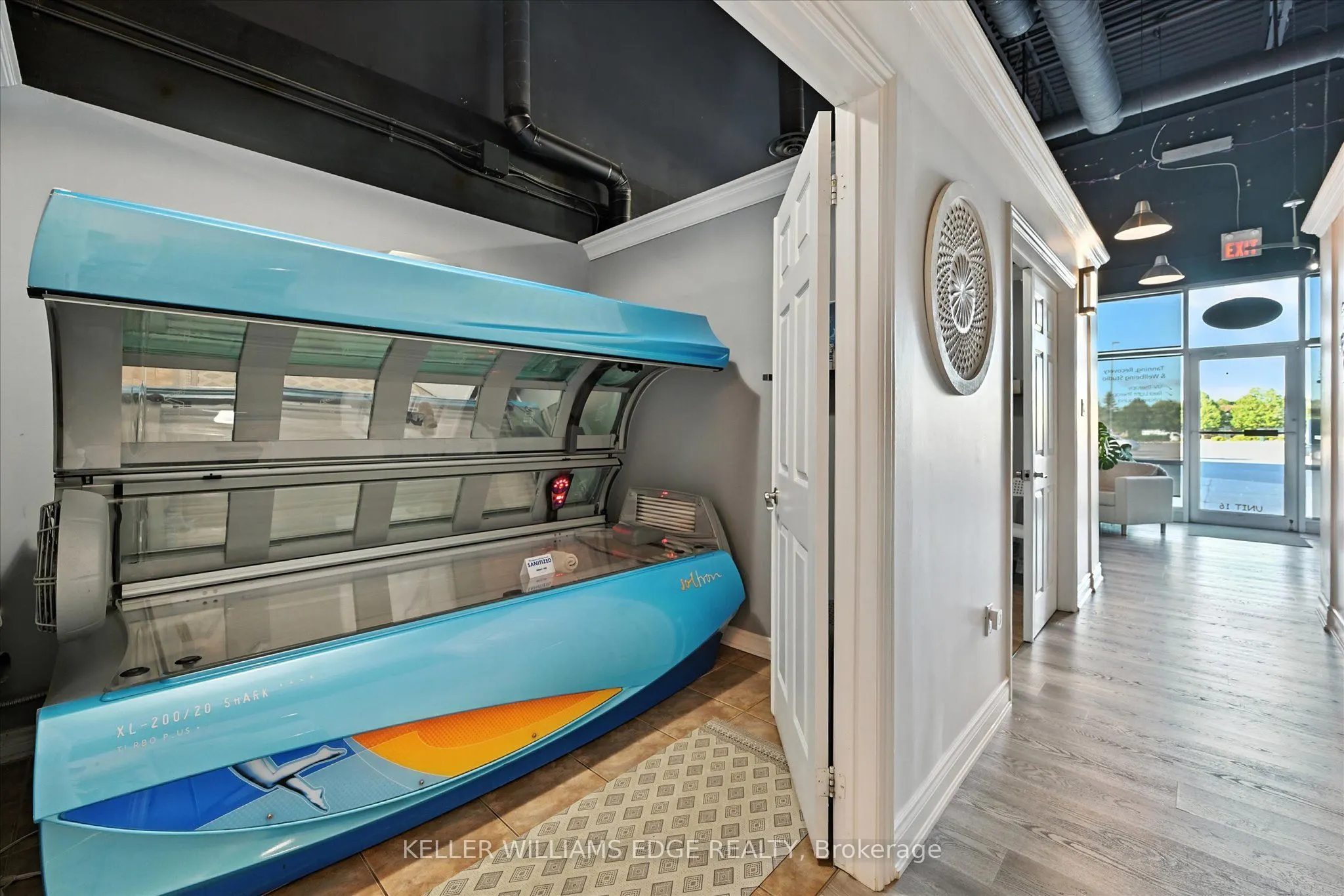 478 Dundas Street W, #16