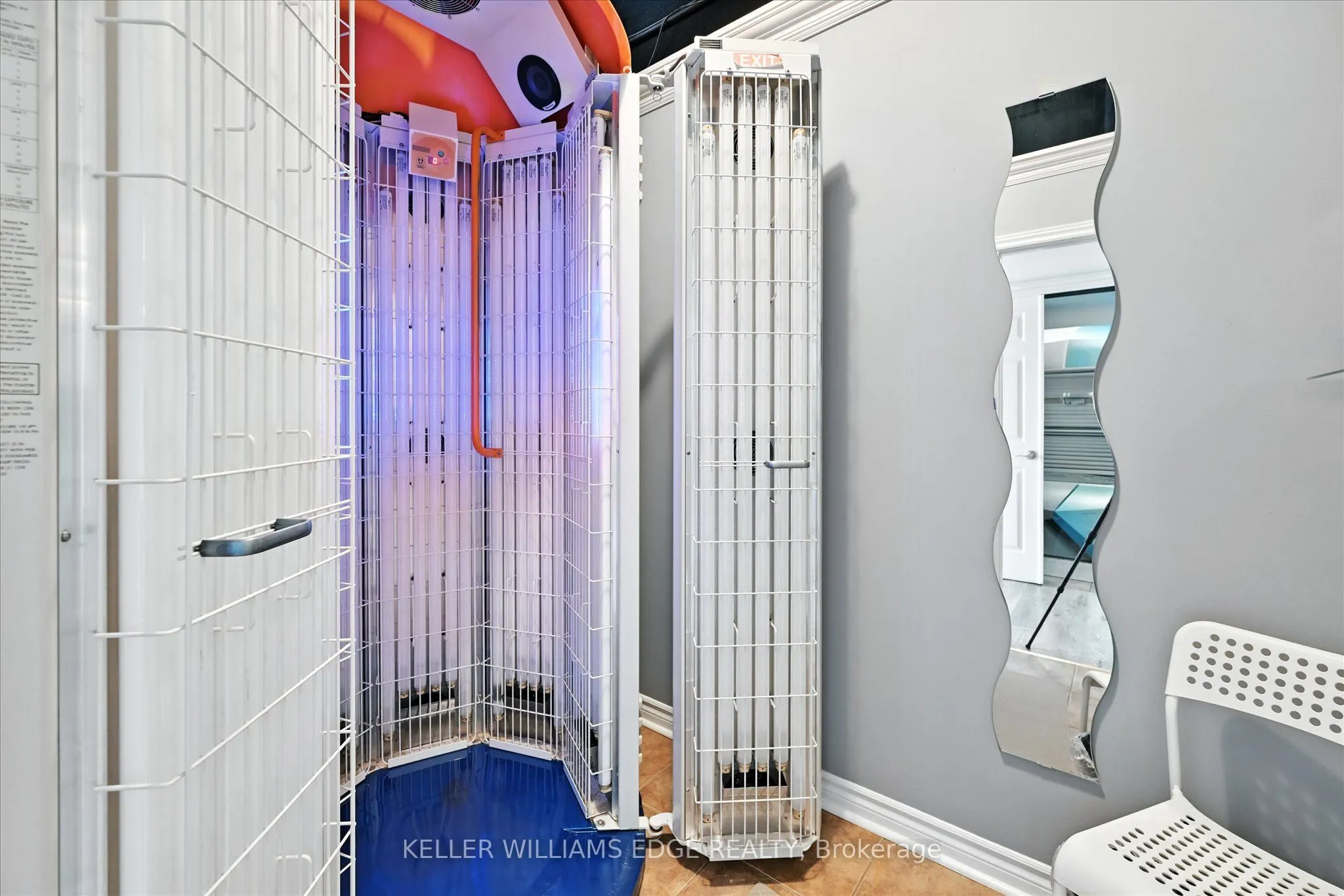 478 Dundas Street W, #16