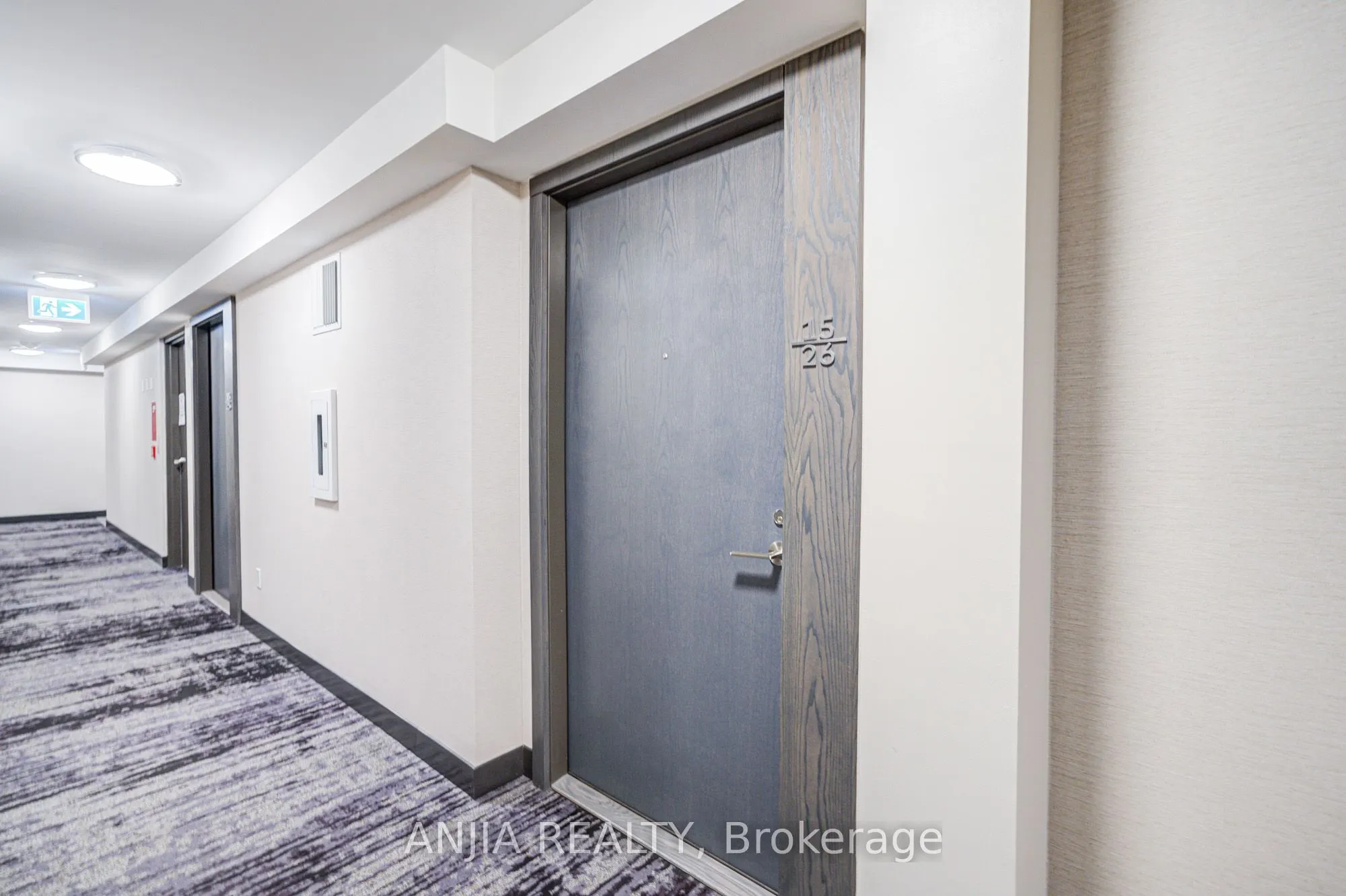 9 Mabelle Avenue, #1526