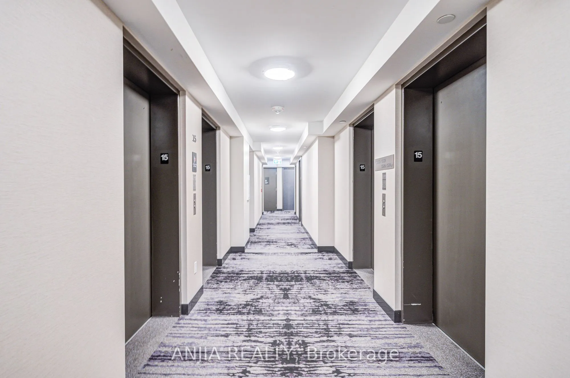 9 Mabelle Avenue, #1526