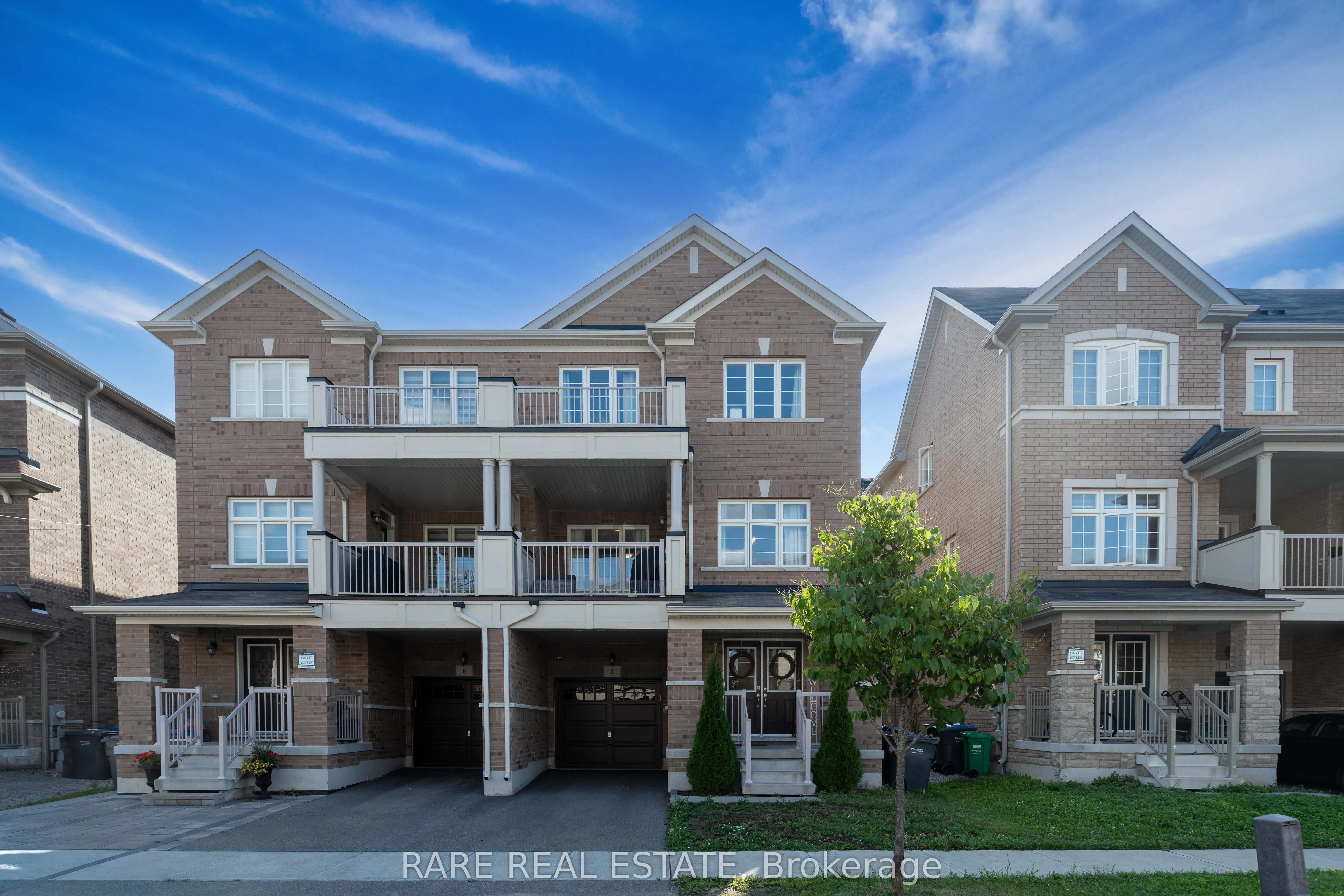 8 Lowes Hill Circle