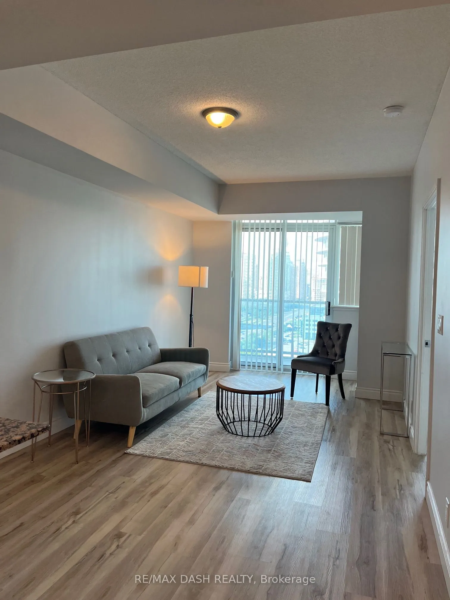 80 Absolute Avenue, #2007