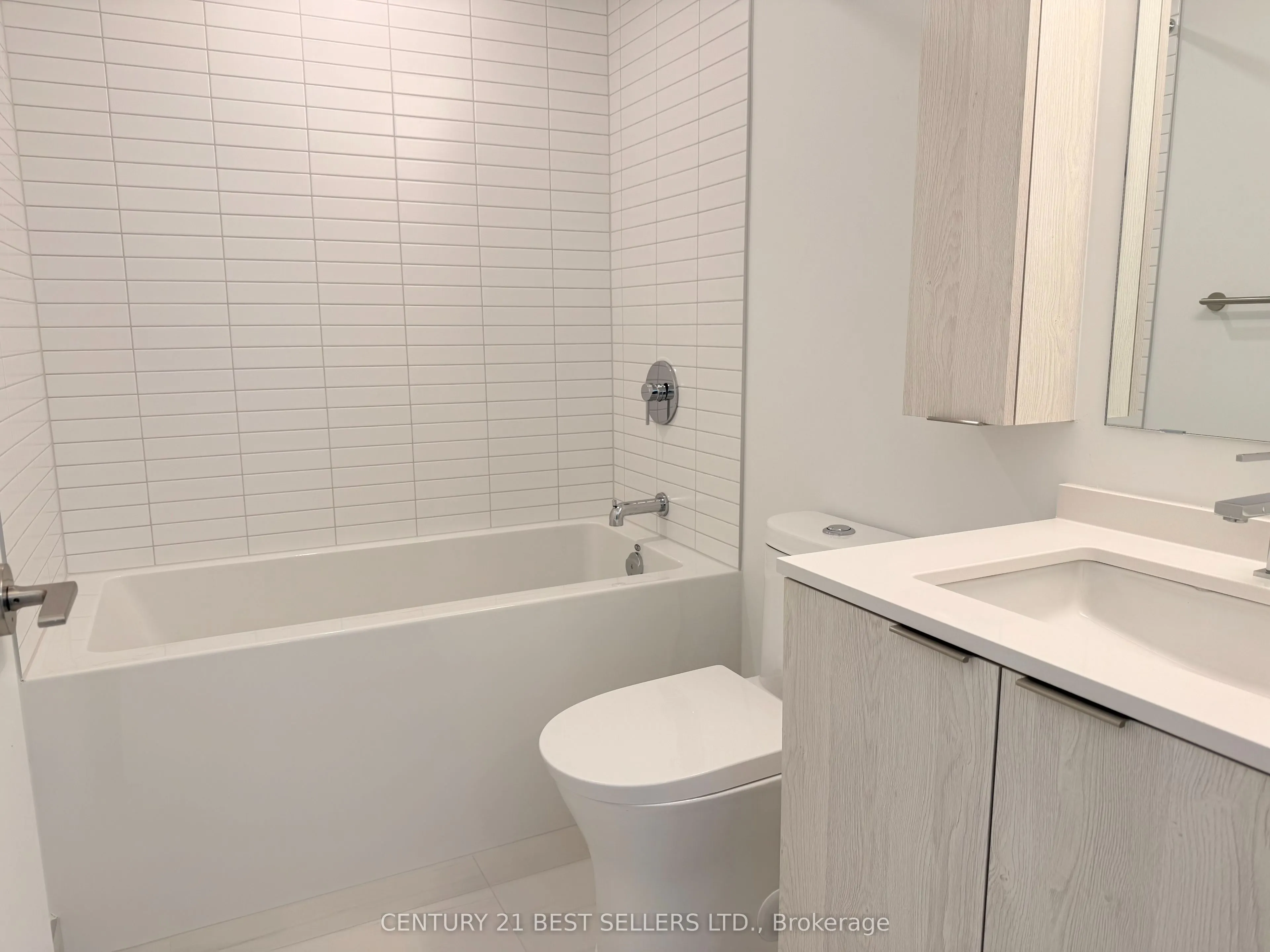 3009 Novar Road, #1111