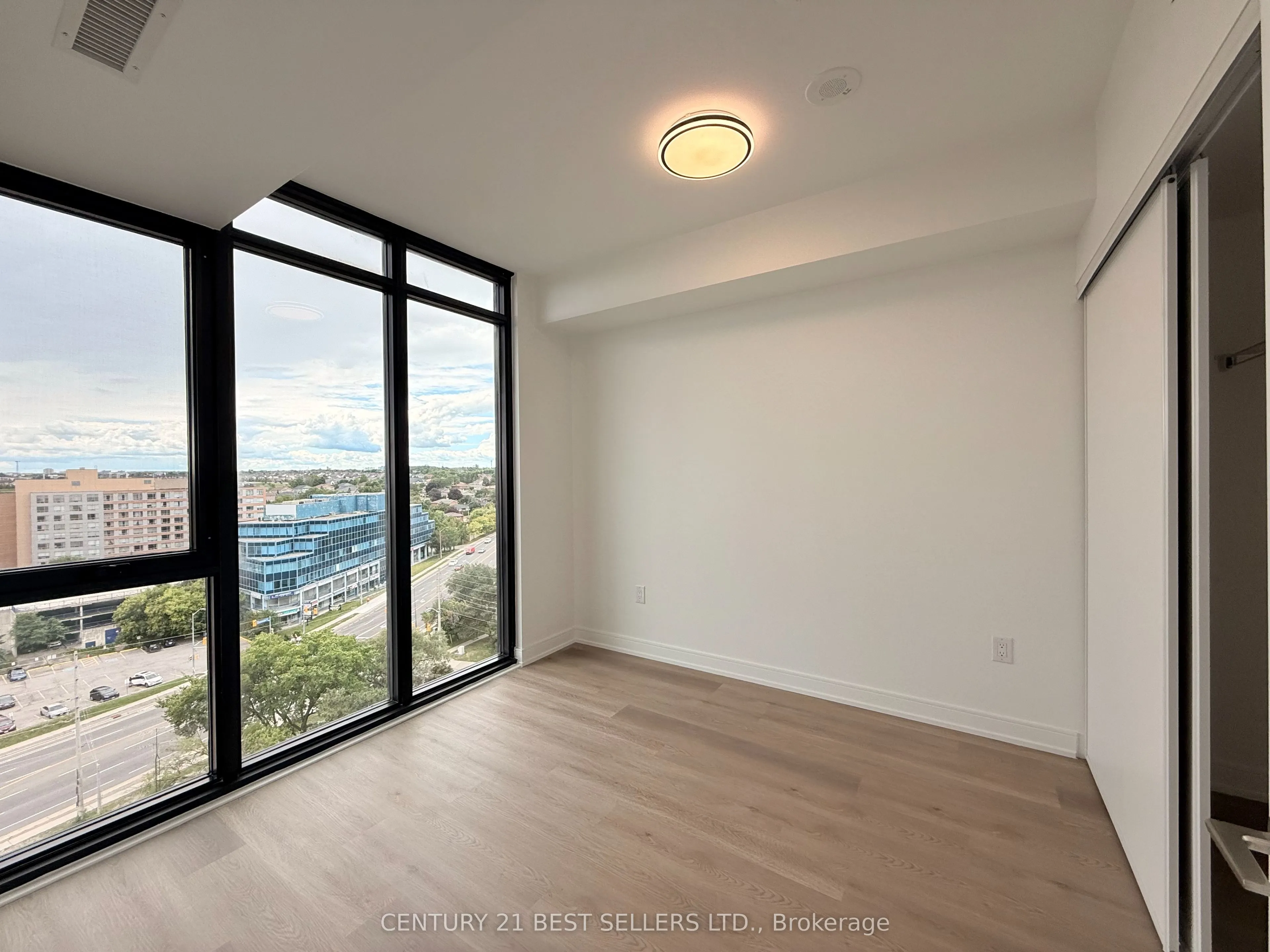 3009 Novar Road, #1111