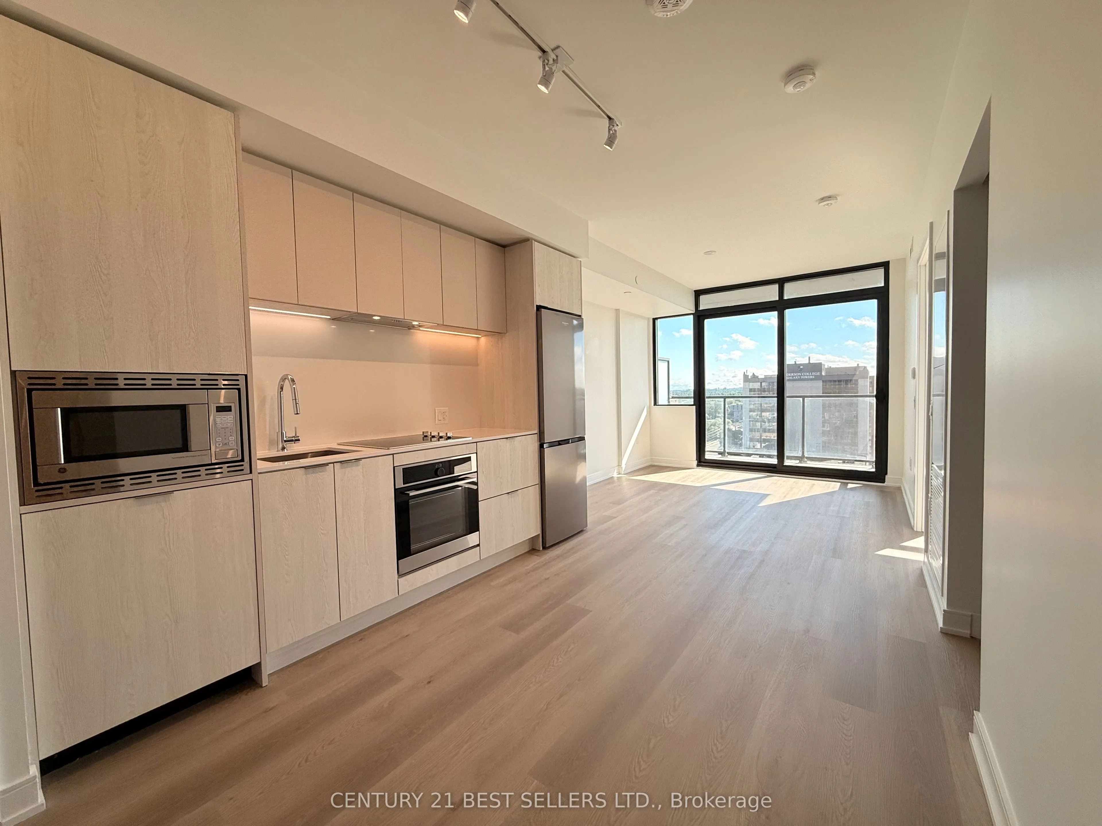 3009 Novar Road, #1111