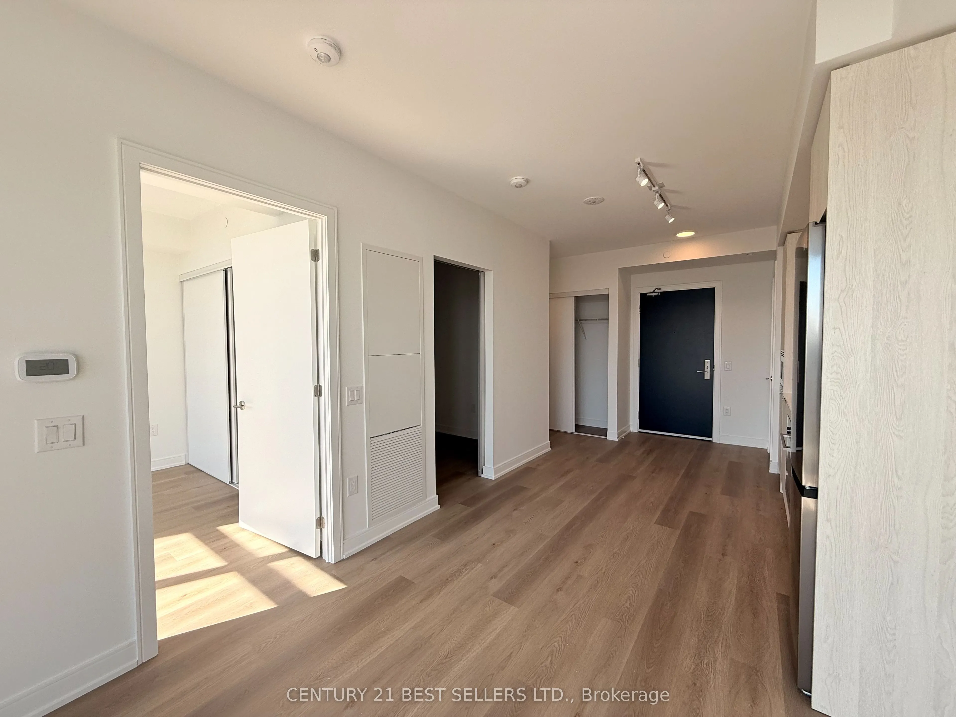 3009 Novar Road, #1111