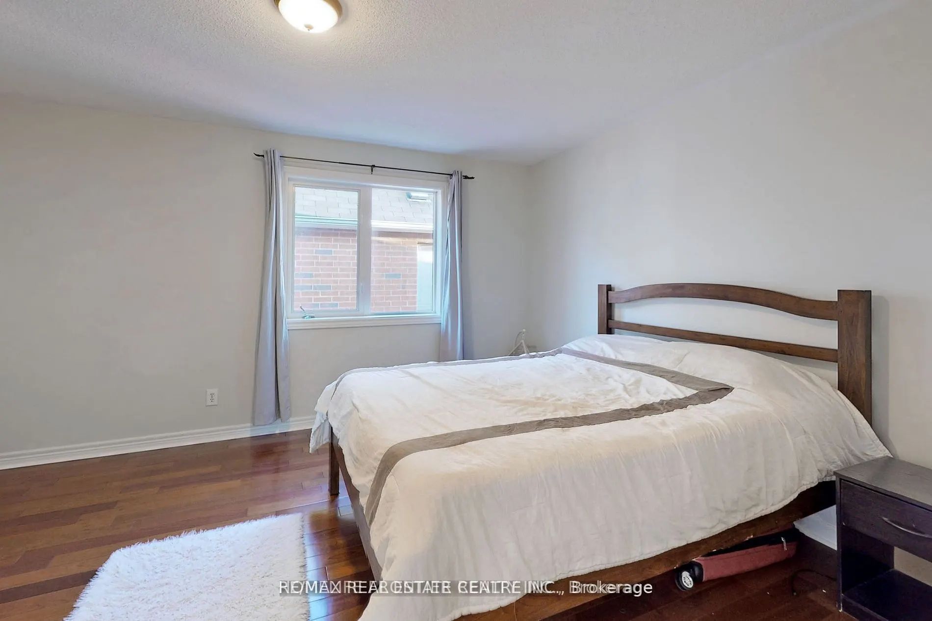 5186 Doubletree Drive, #(MAIN FLOOR)