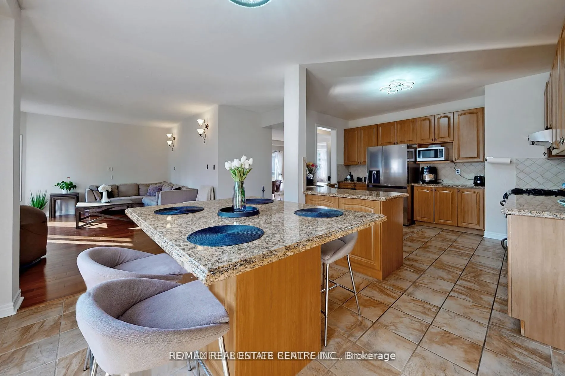 5186 Doubletree Drive, #(MAIN FLOOR)