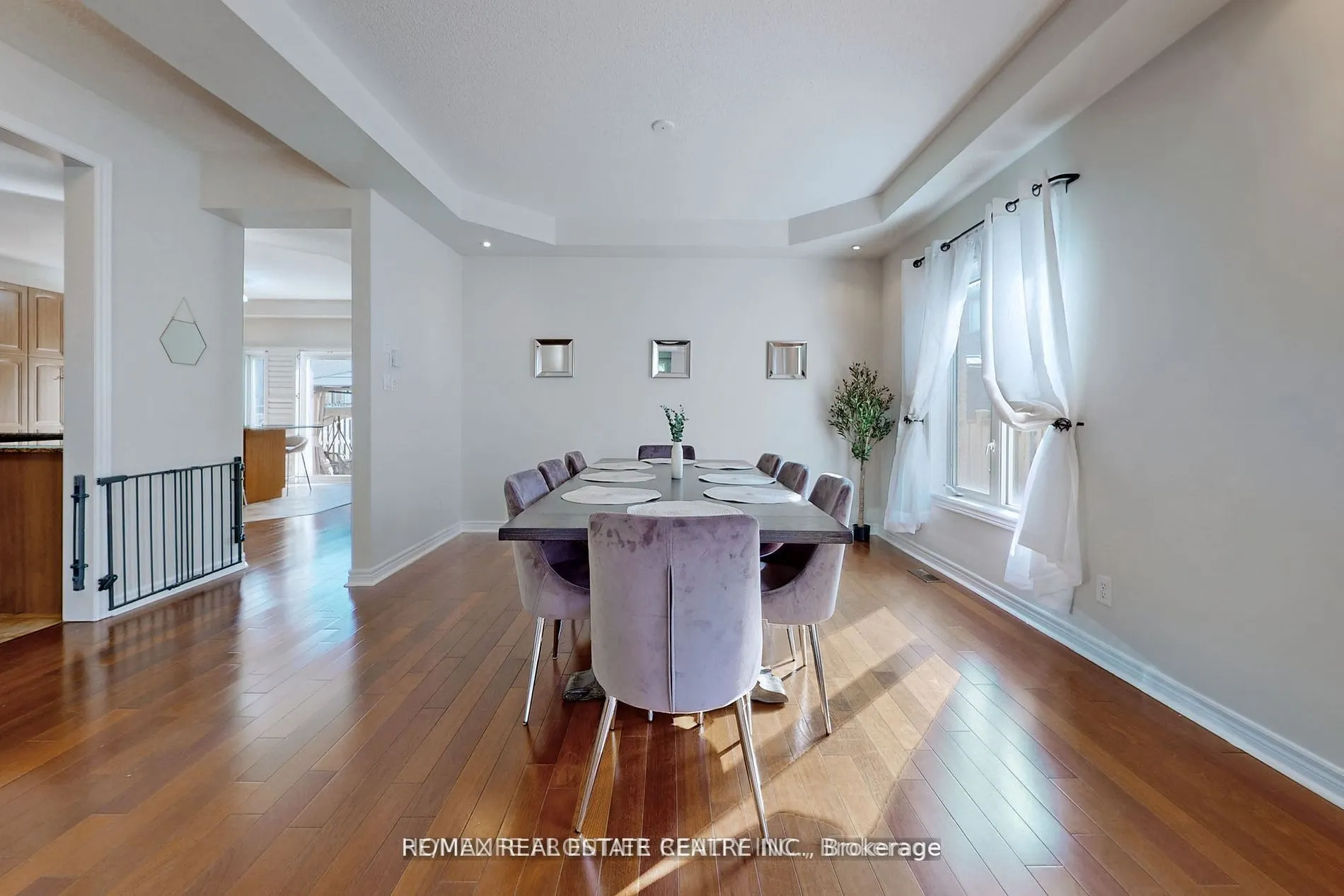 5186 Doubletree Drive, #(MAIN FLOOR)