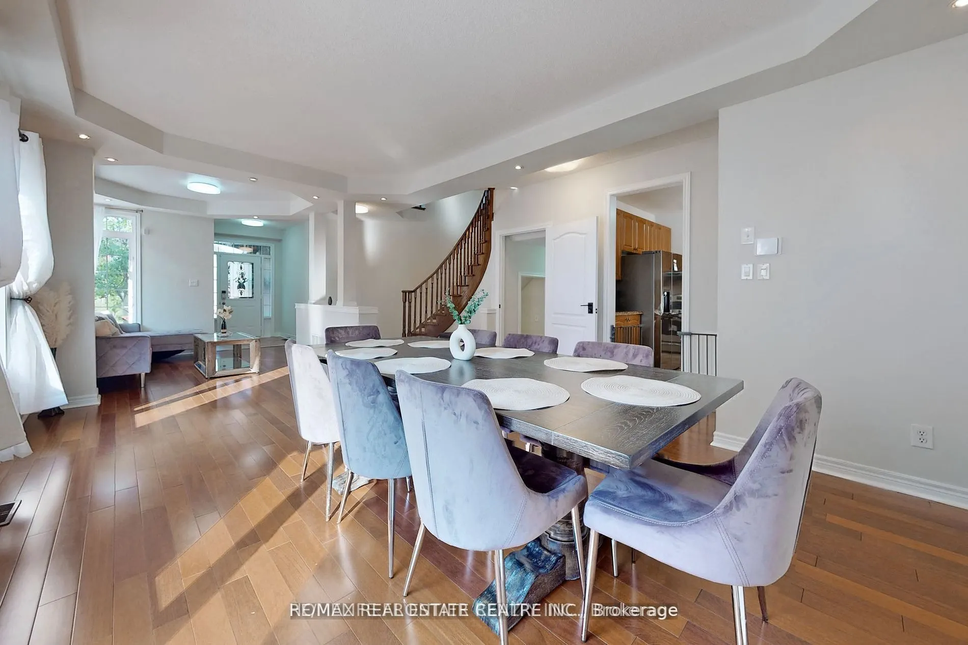 5186 Doubletree Drive, #(MAIN FLOOR)