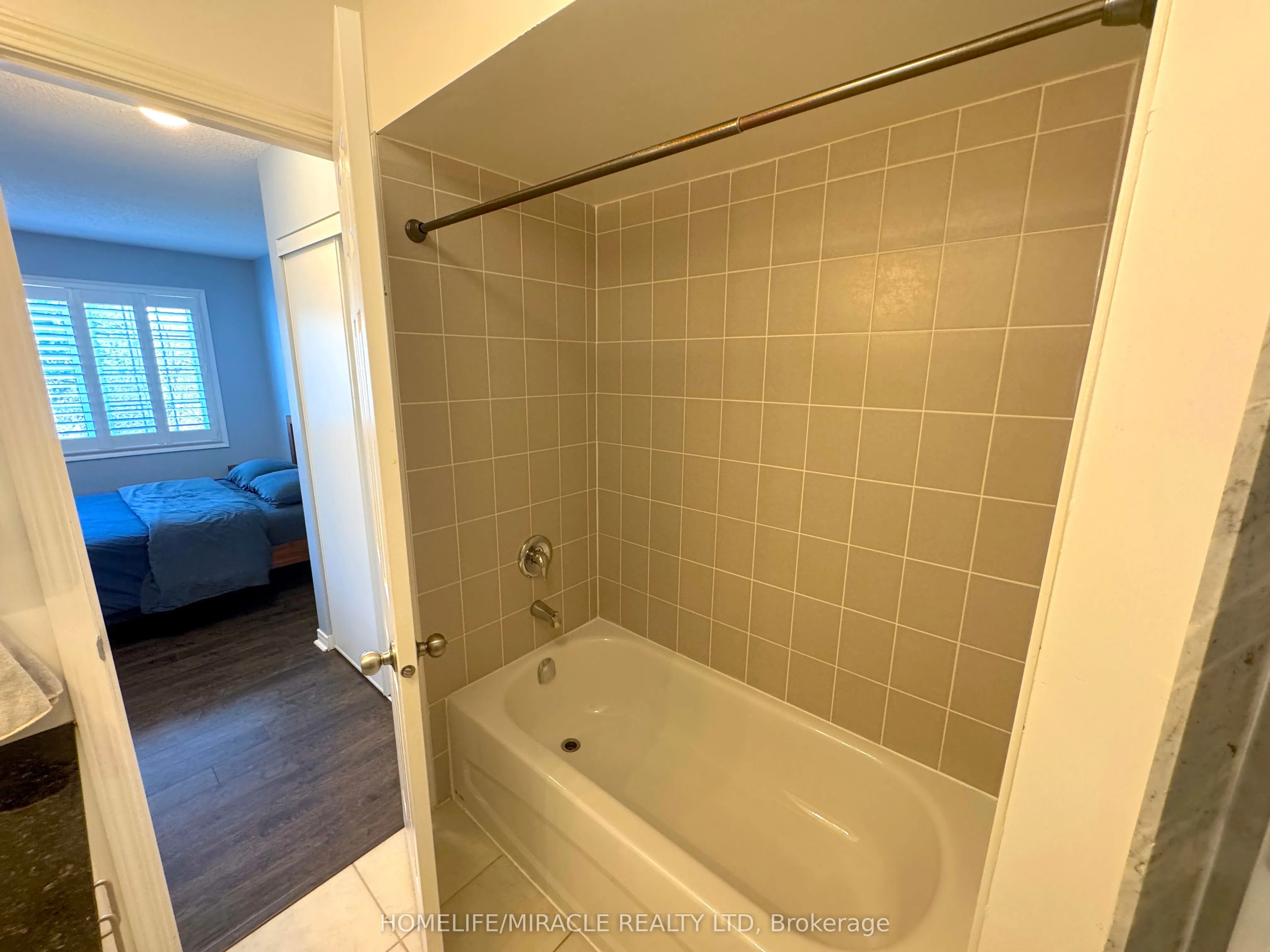 180 Howden Boulevard, #48