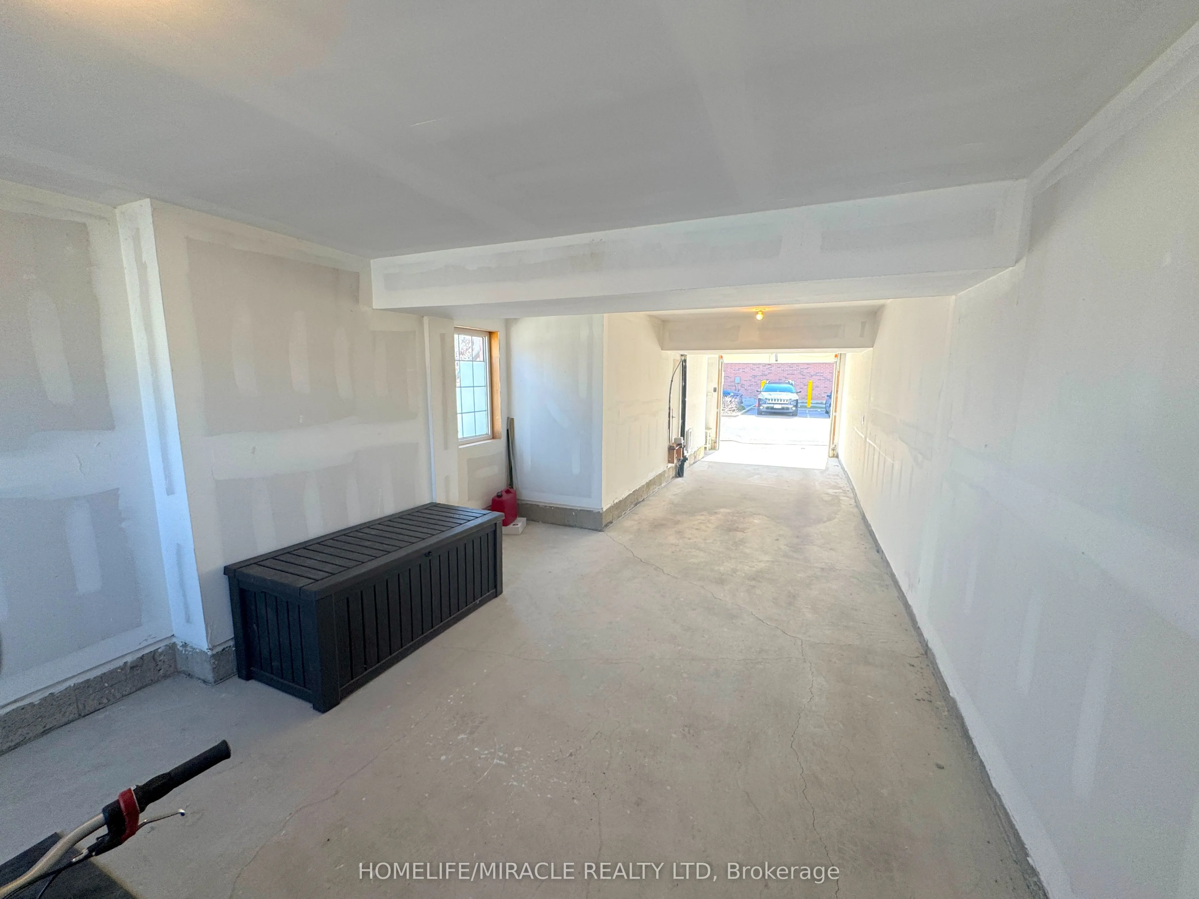 180 Howden Boulevard, #48