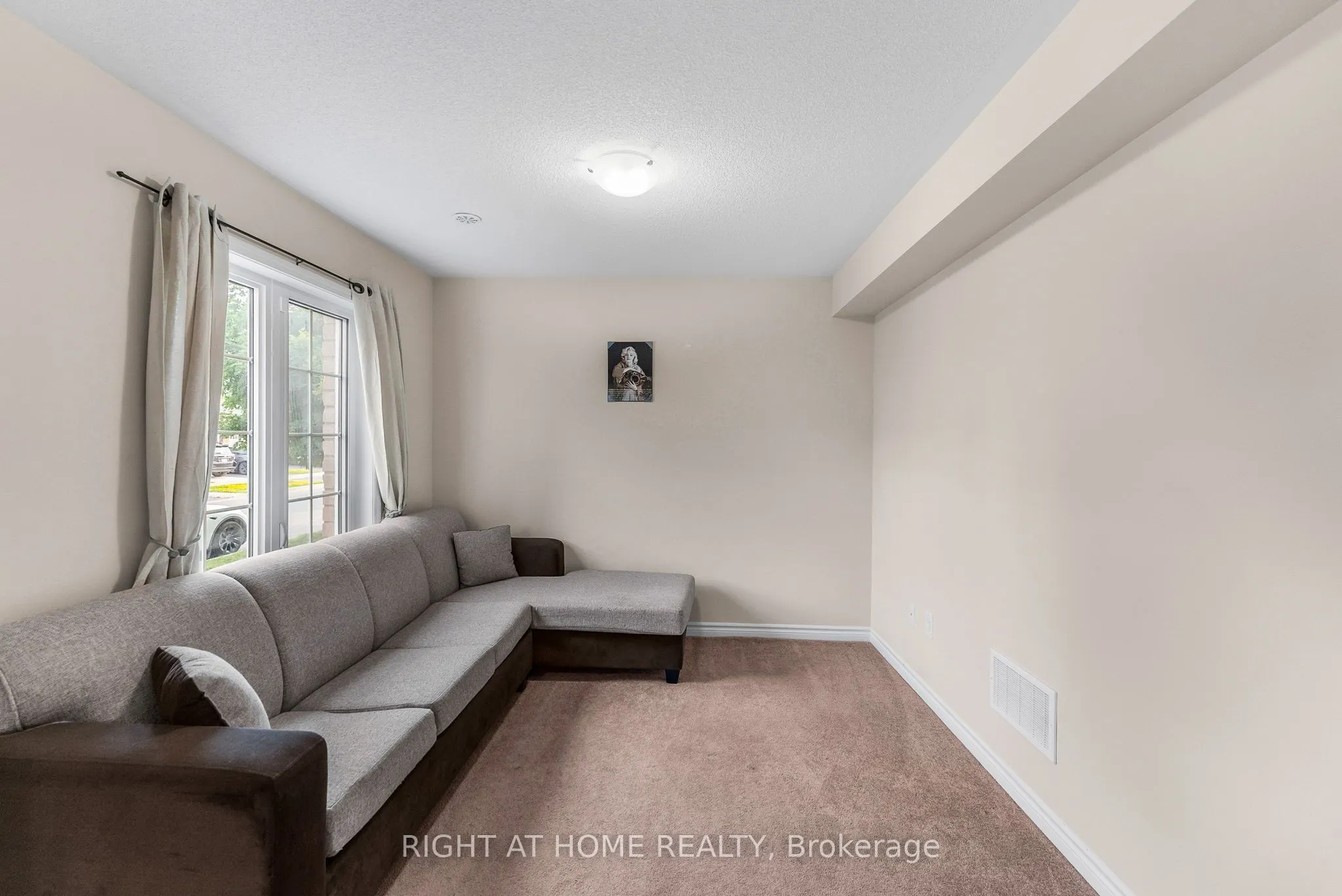 18 Allium Road