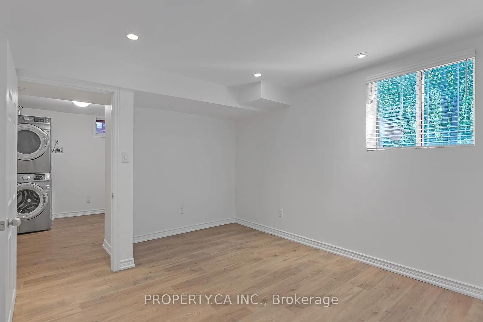 3788 Forest Bluff Crescent, #Lower