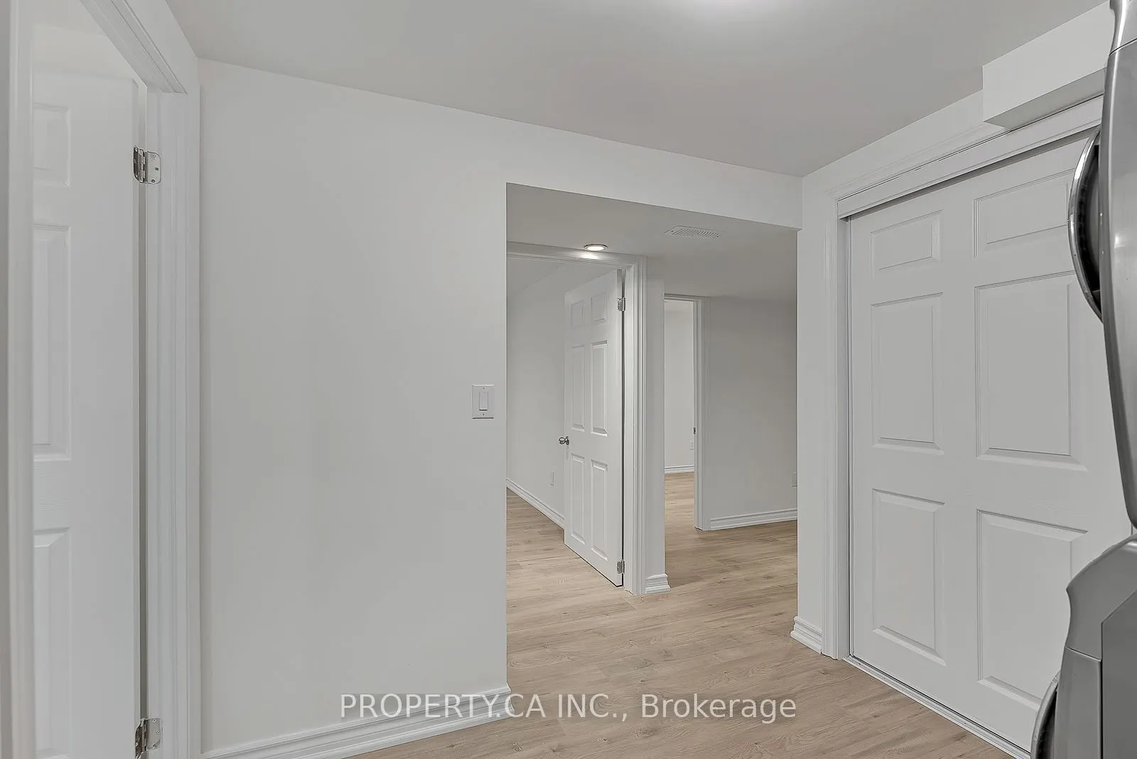 3788 Forest Bluff Crescent, #Lower