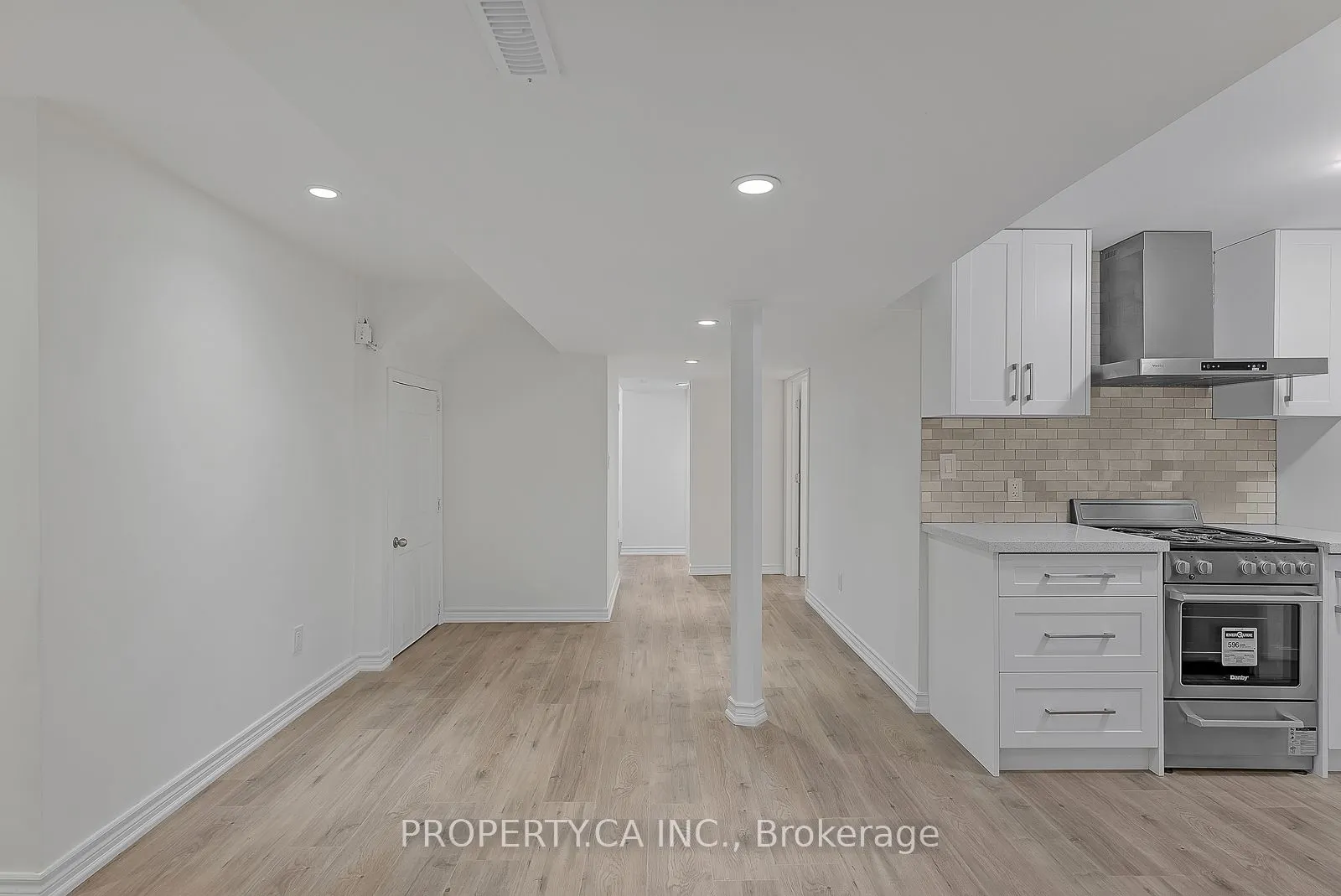 3788 Forest Bluff Crescent, #Lower