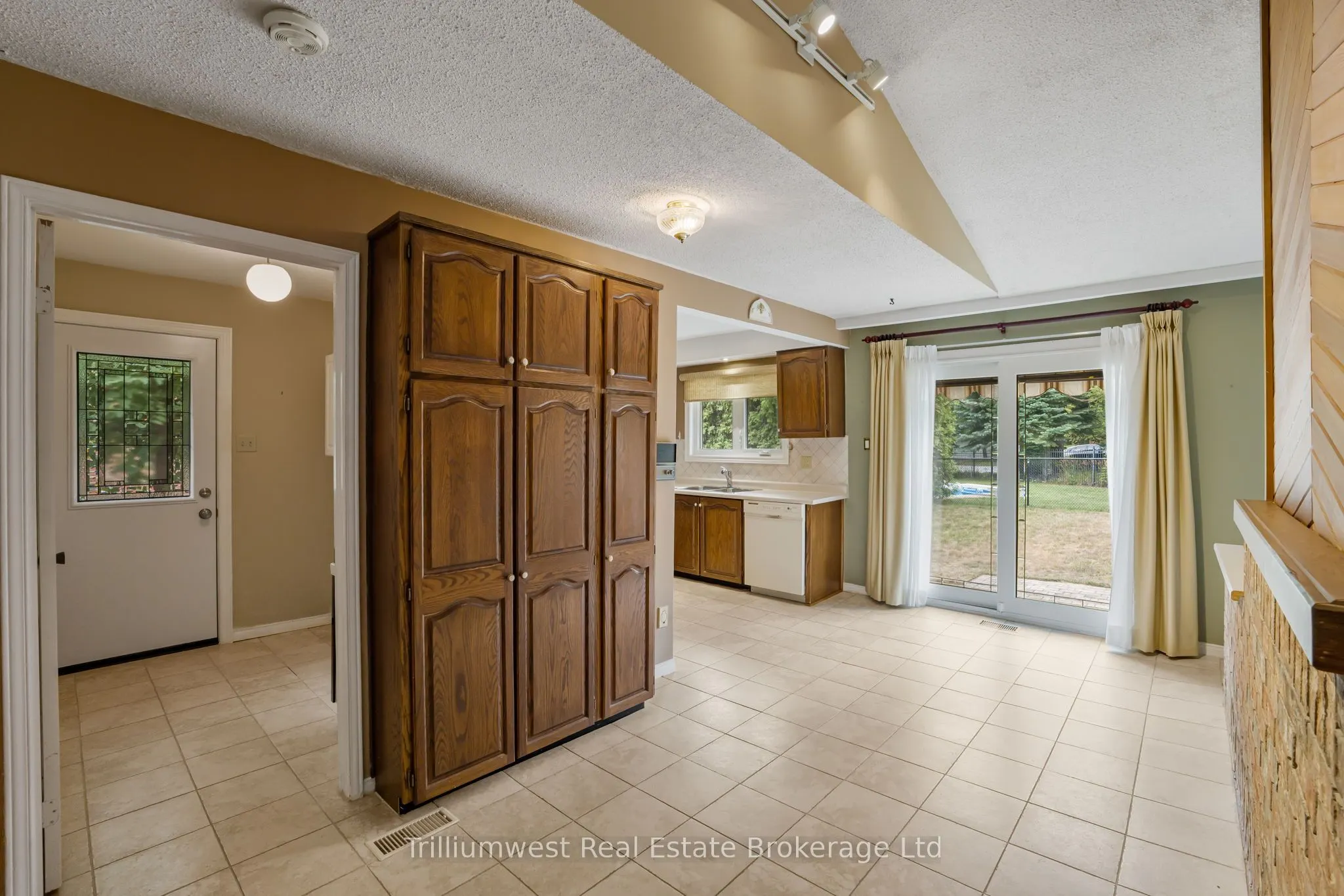 444 Bonny Meadow Road