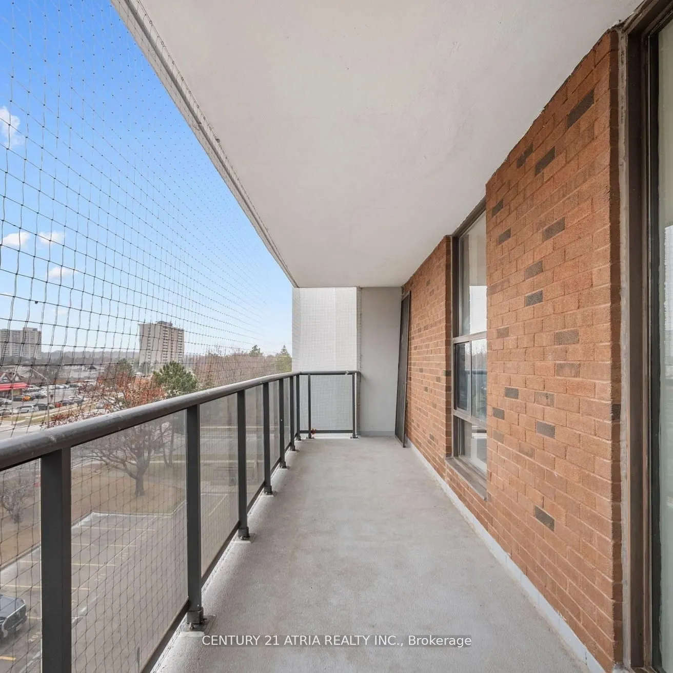 17 Knightsbridge Road, #506