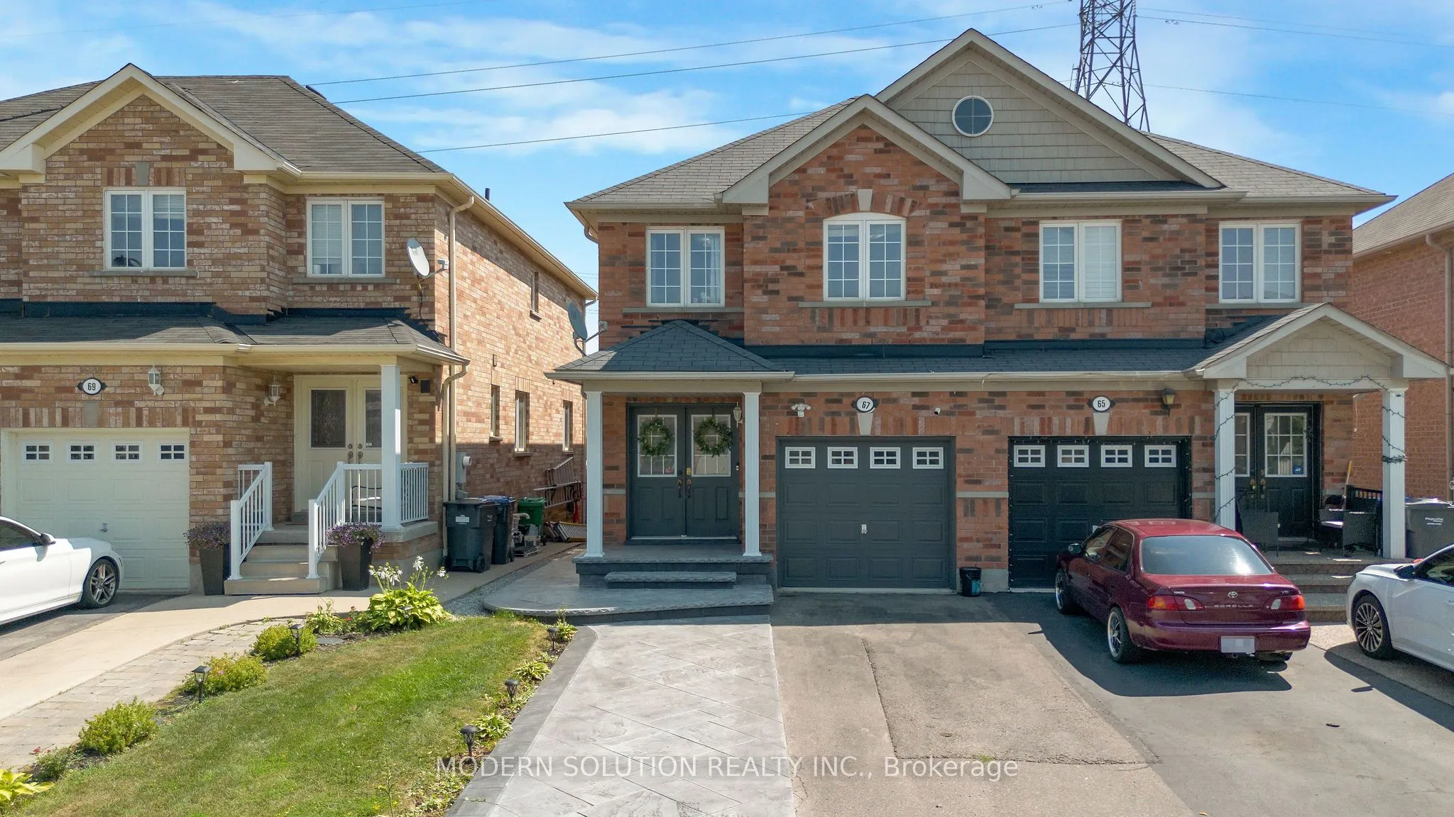 67 Roundstone Drive