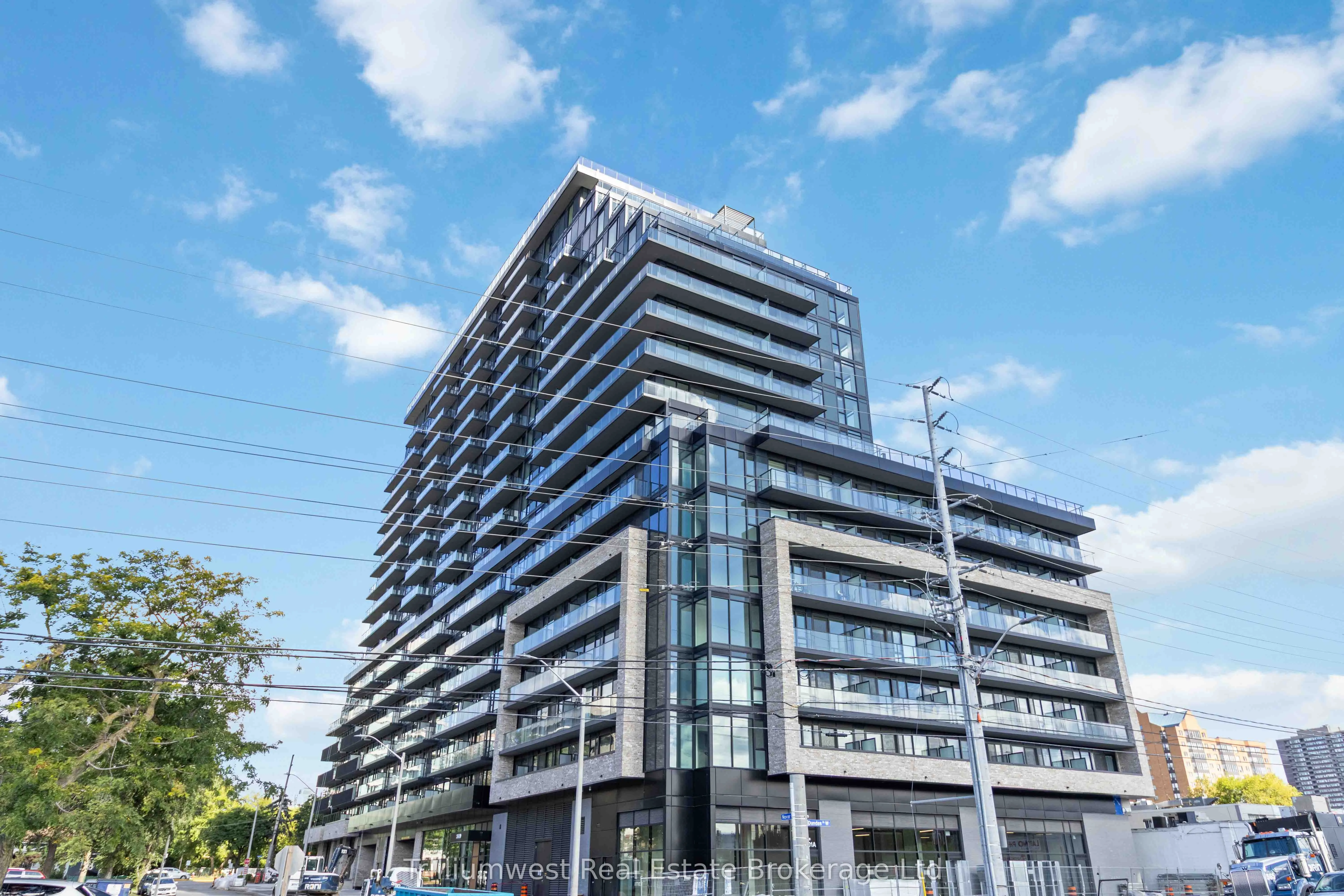 3009 Novar Road, #915