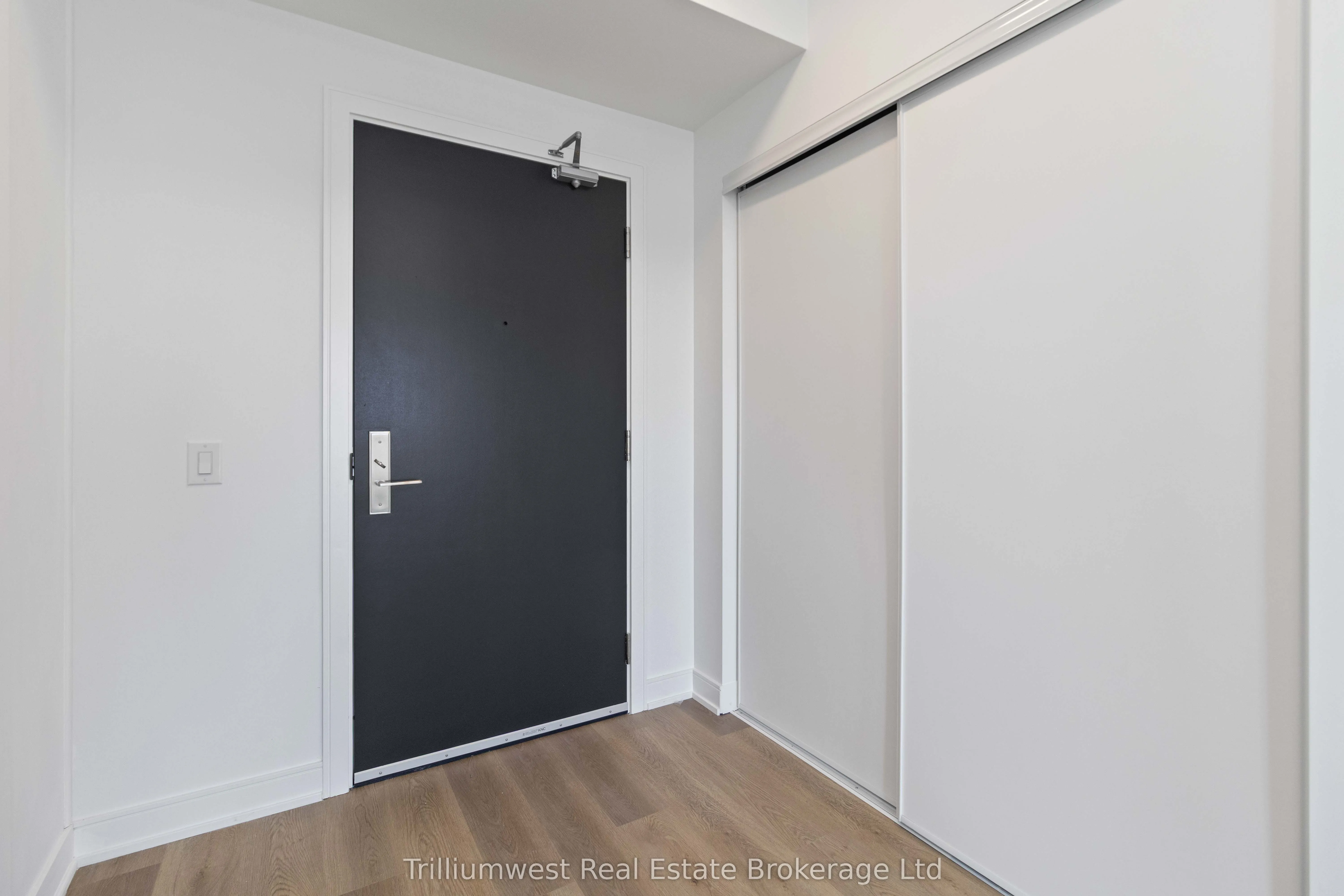 3009 Novar Road, #915