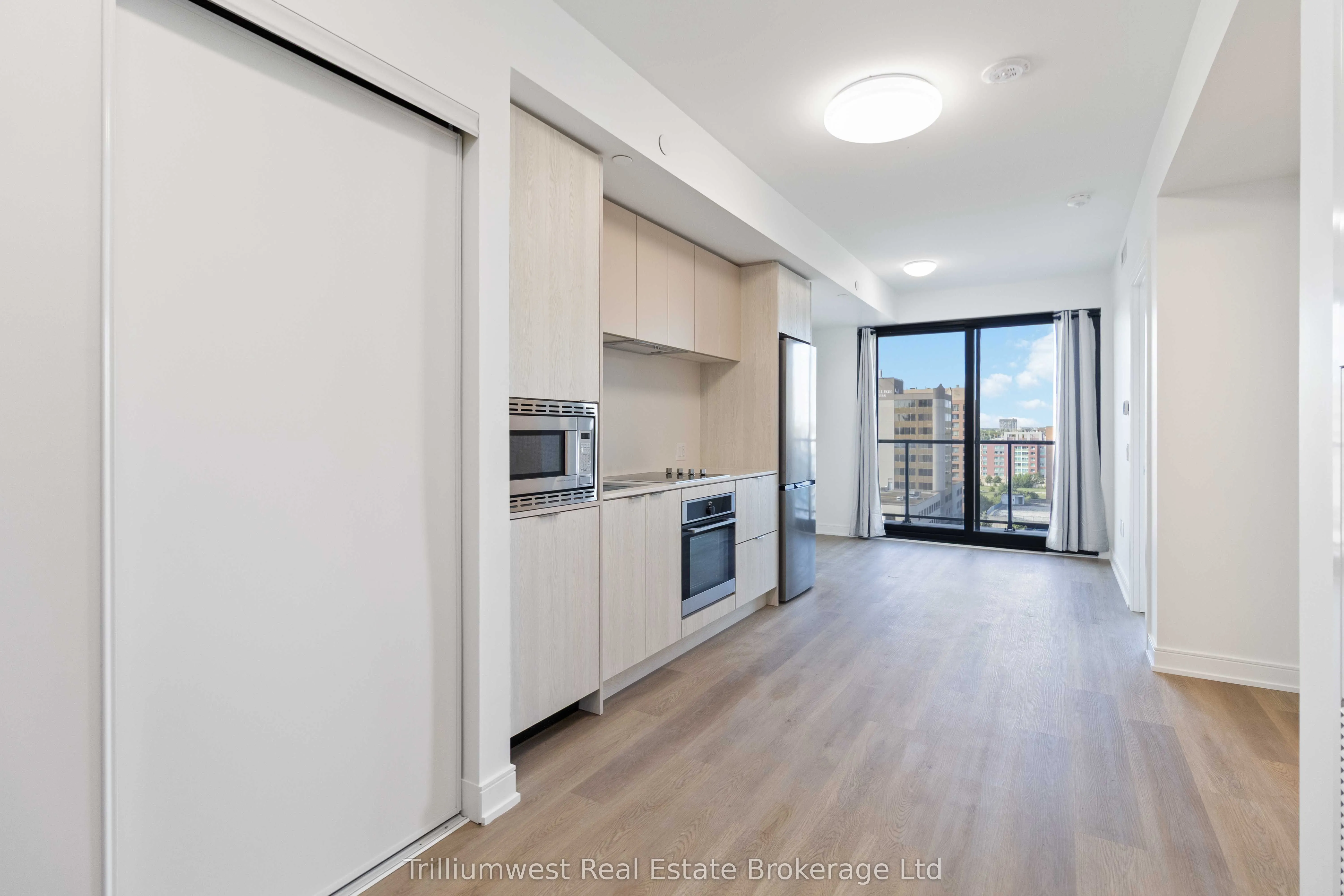 3009 Novar Road, #915