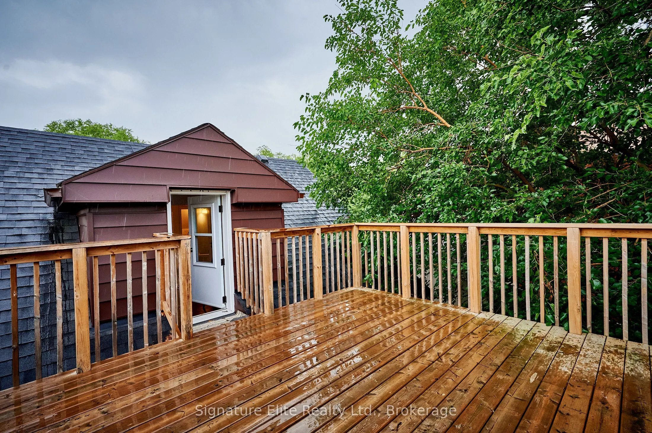 572 Runnymede Road, #2