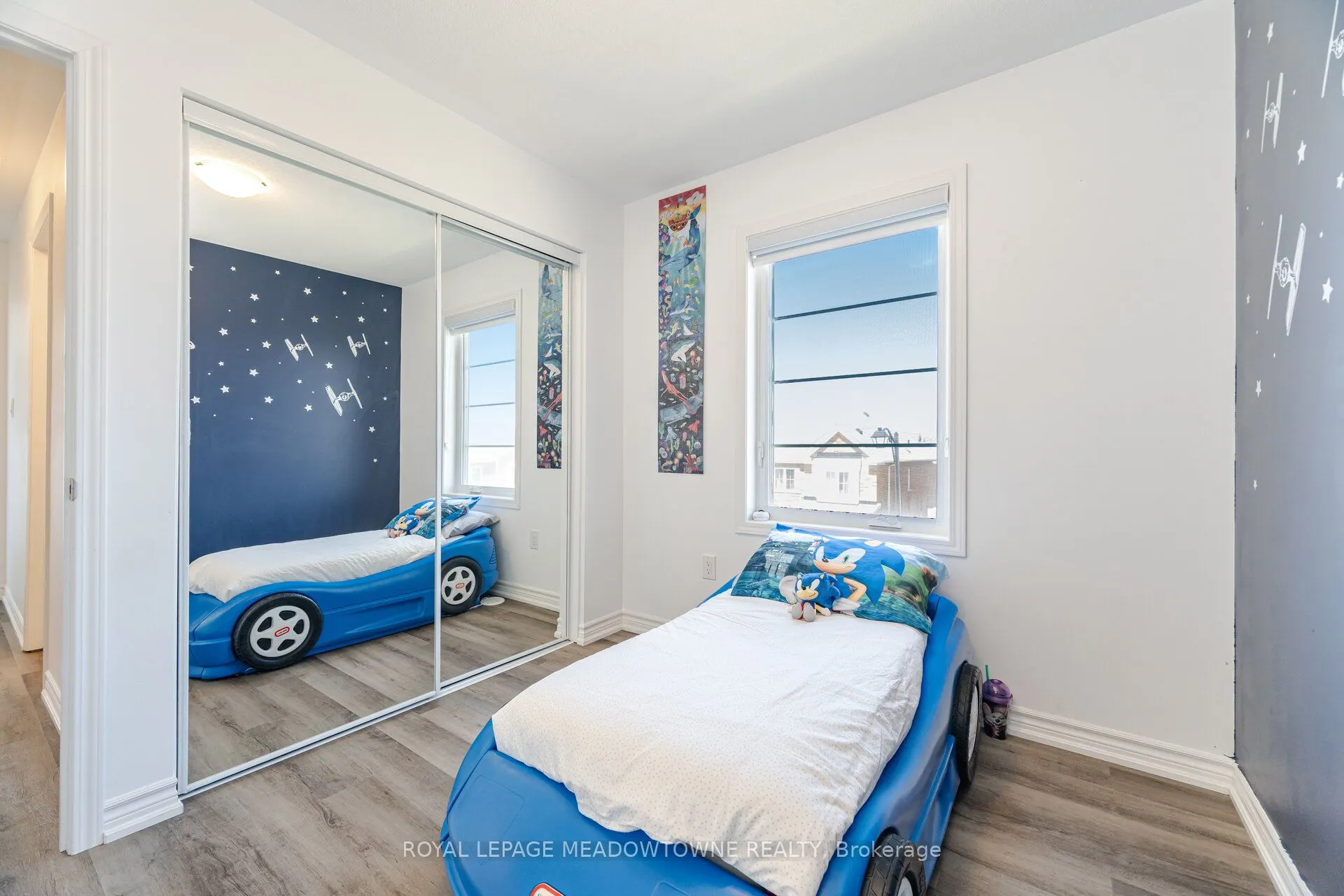 898 Cactus Point
