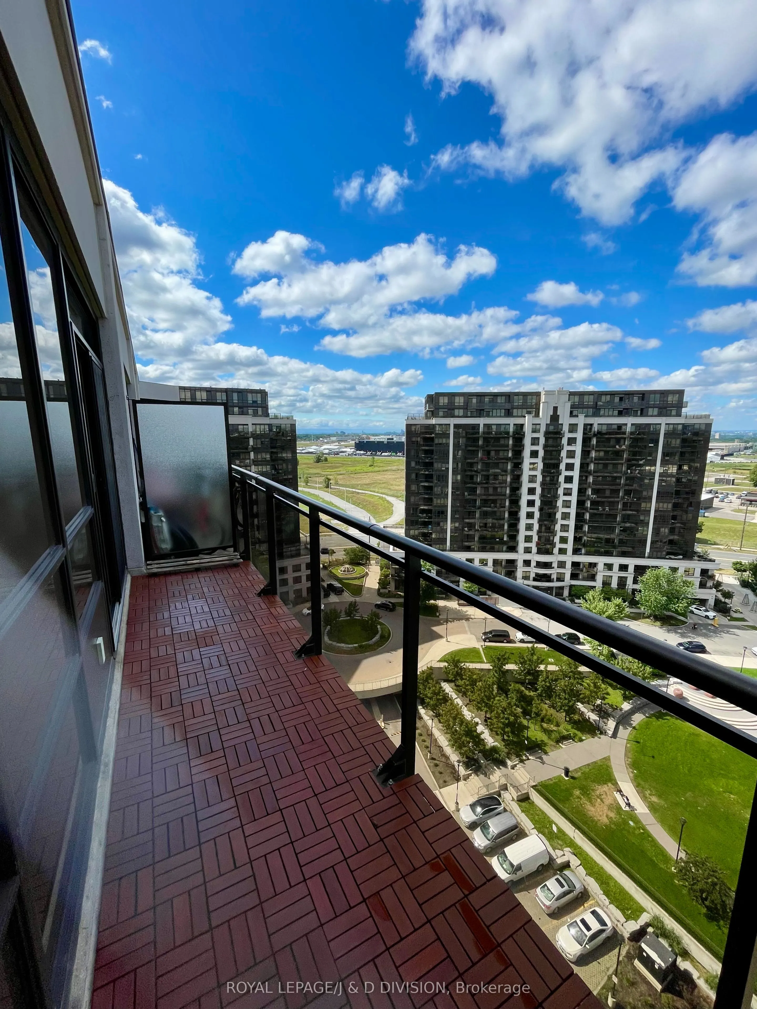1 De Boers Drive, #1616