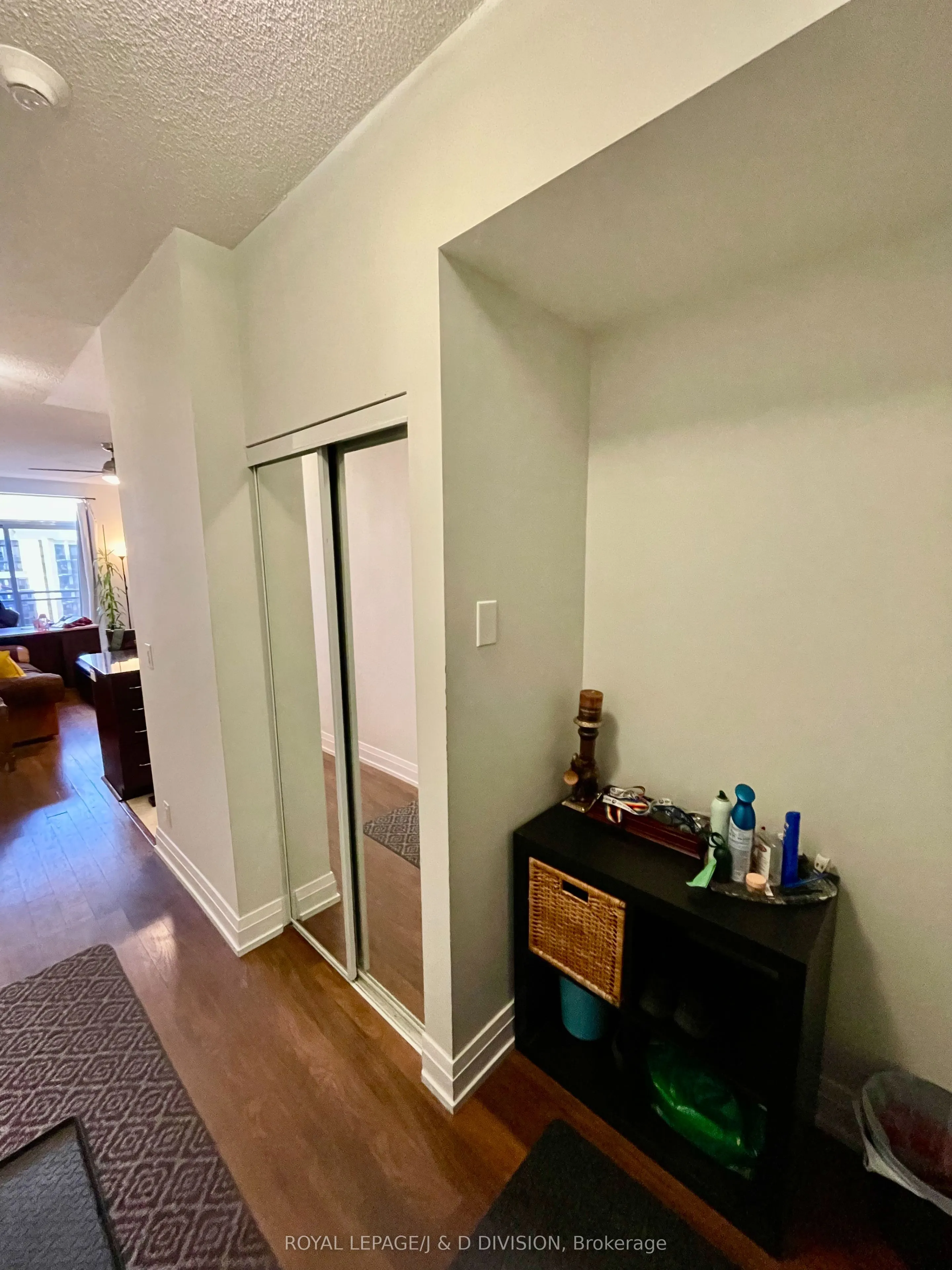 1 De Boers Drive, #1616
