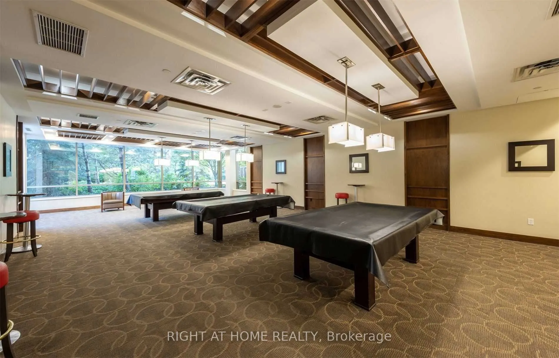 3880 Duke Of York Boulevard, #1118