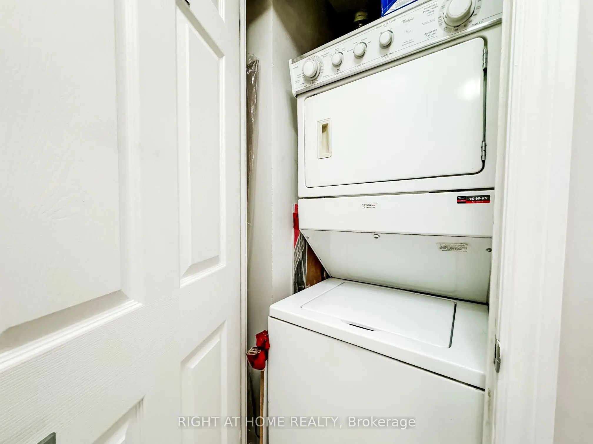 3880 Duke Of York Boulevard, #1118