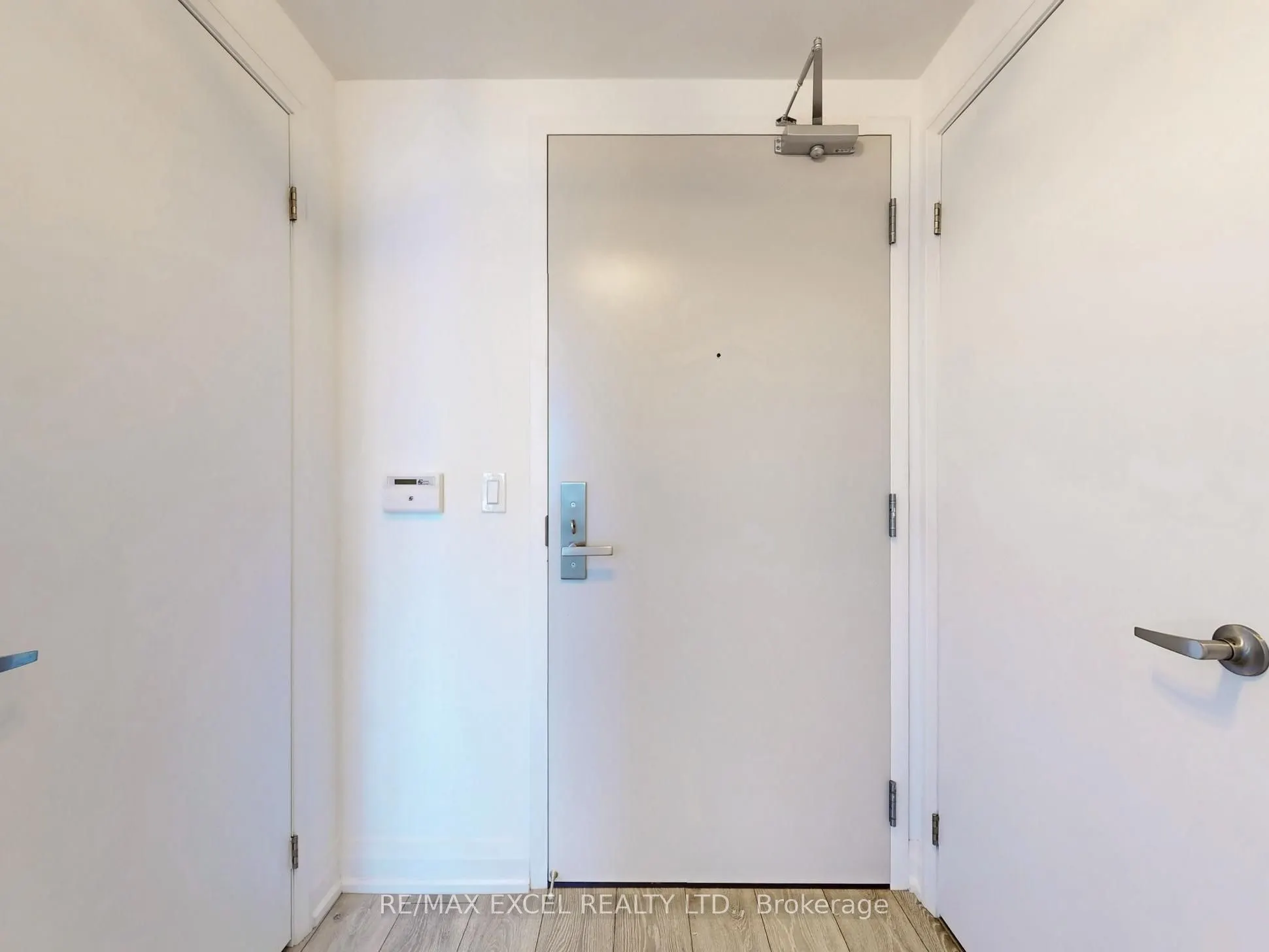30 Gibbs Road, #1708