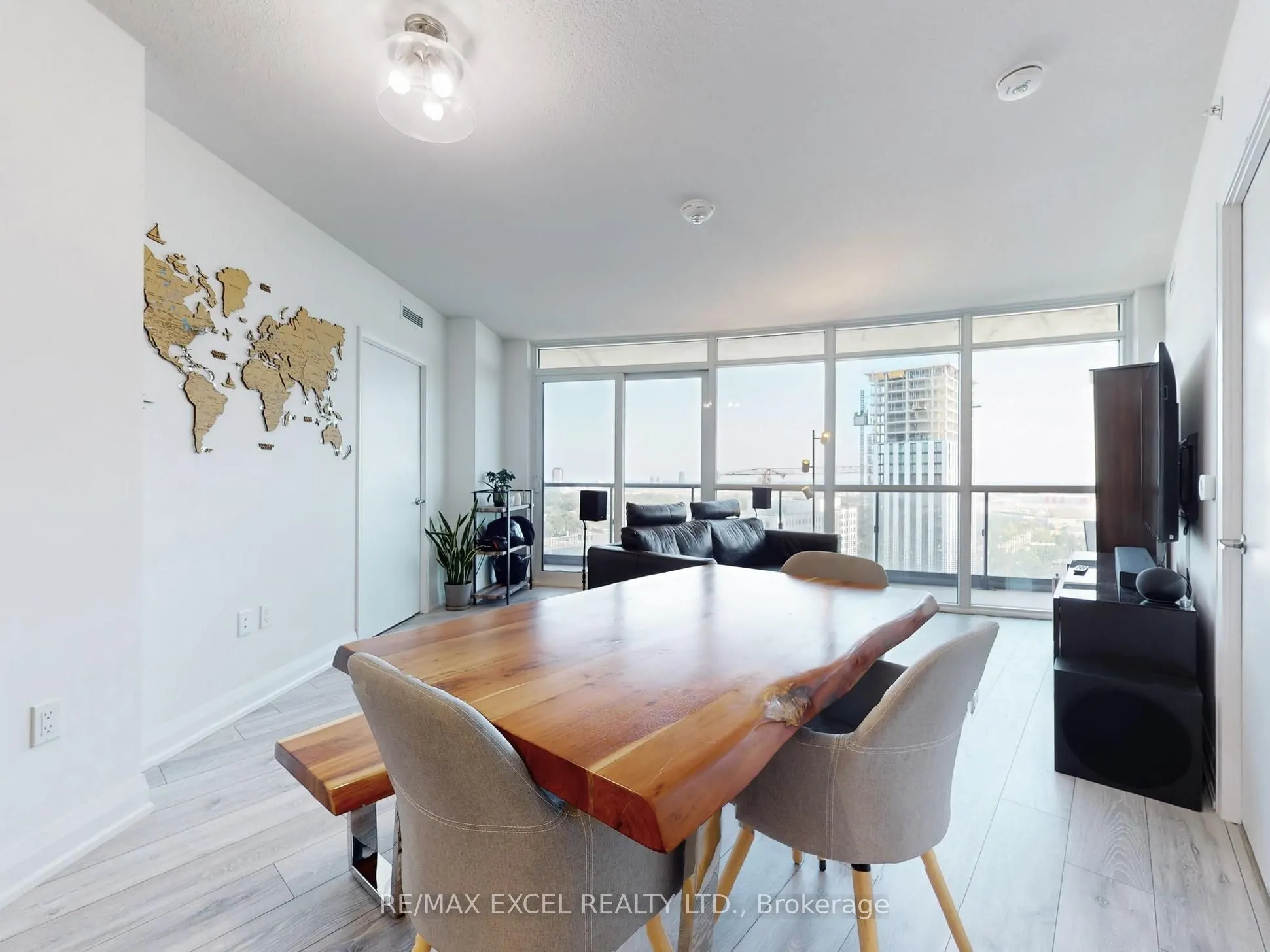 30 Gibbs Road, #1708