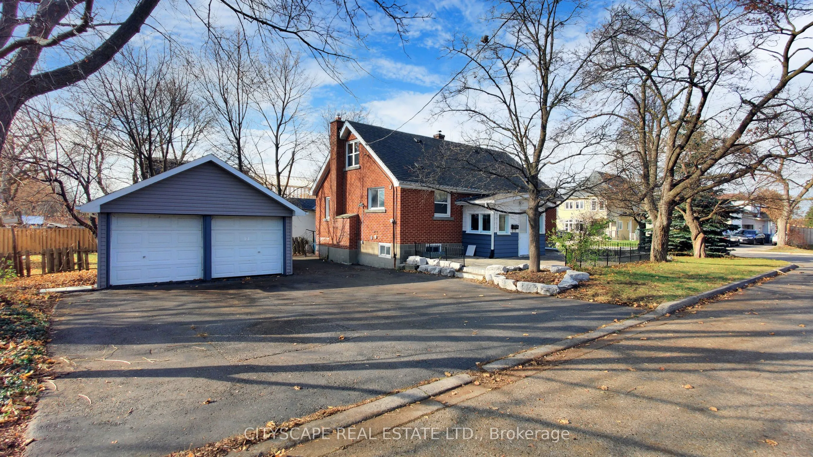 39 Woodward Avenue
