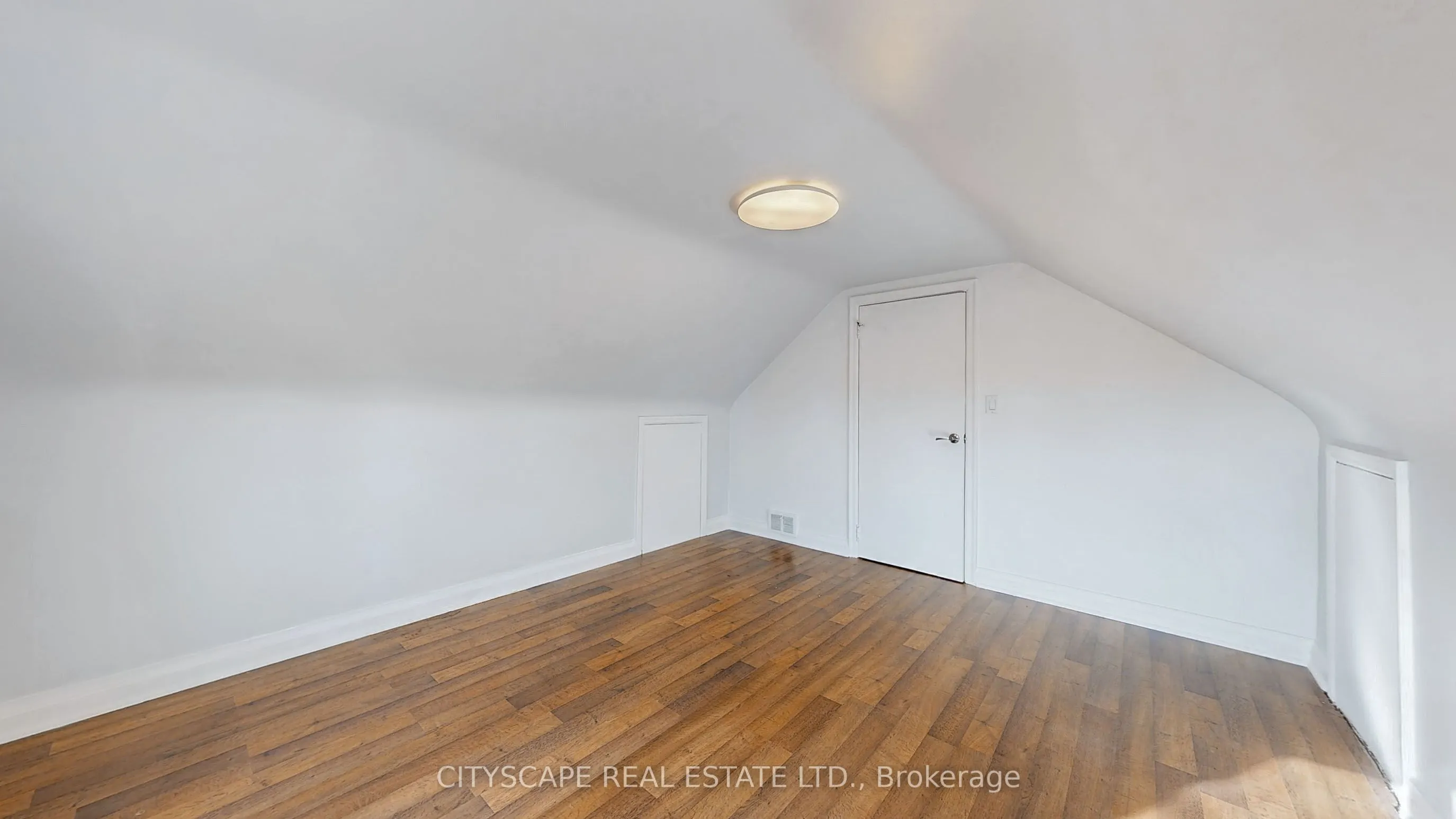 39 Woodward Avenue