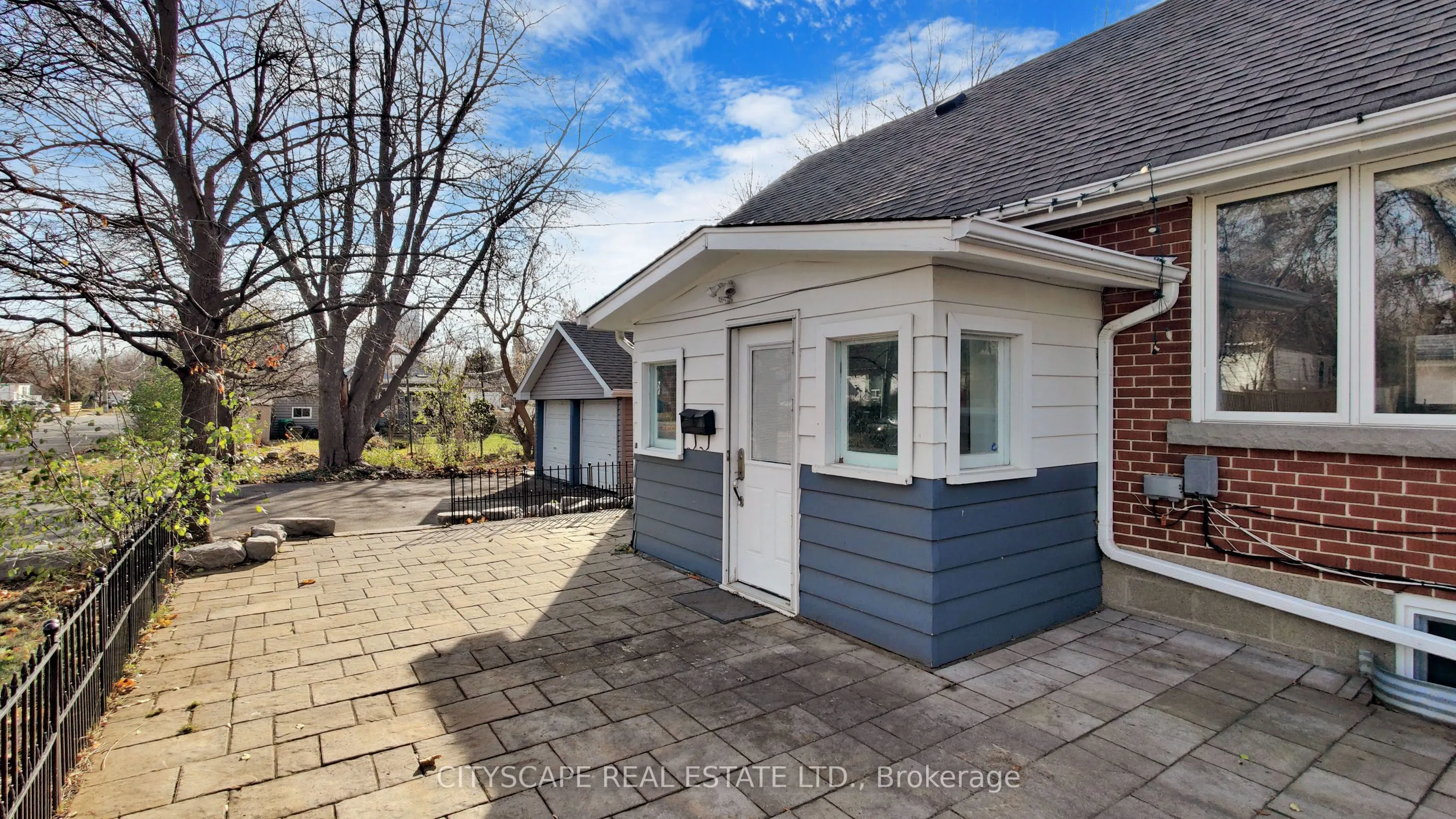 39 Woodward Avenue
