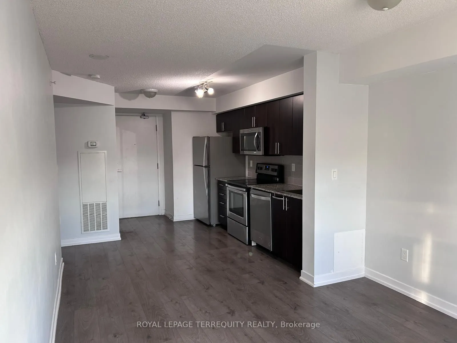 1420 Dupont Street, #1909