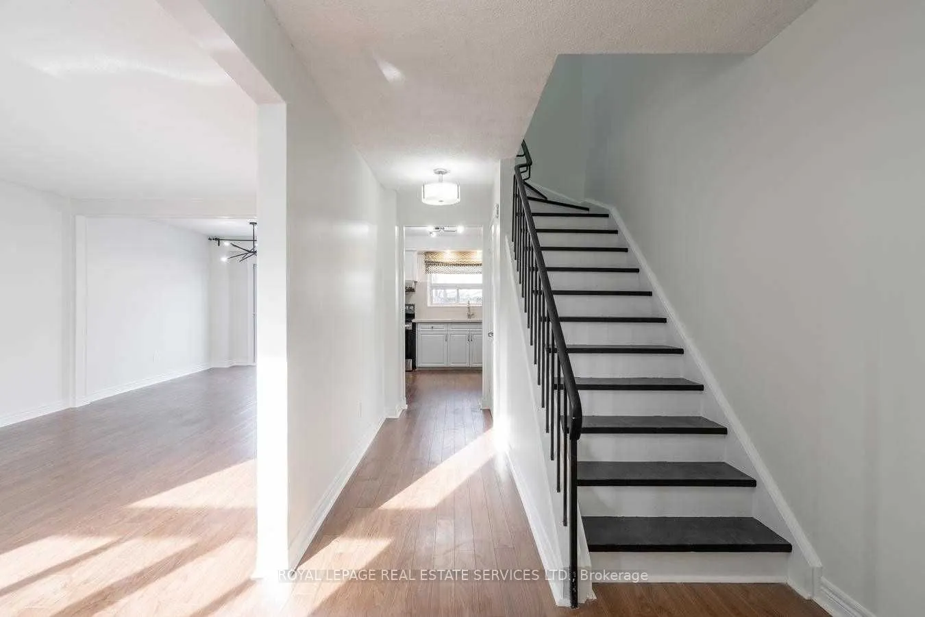 1050 Shawnmarr Road, #106