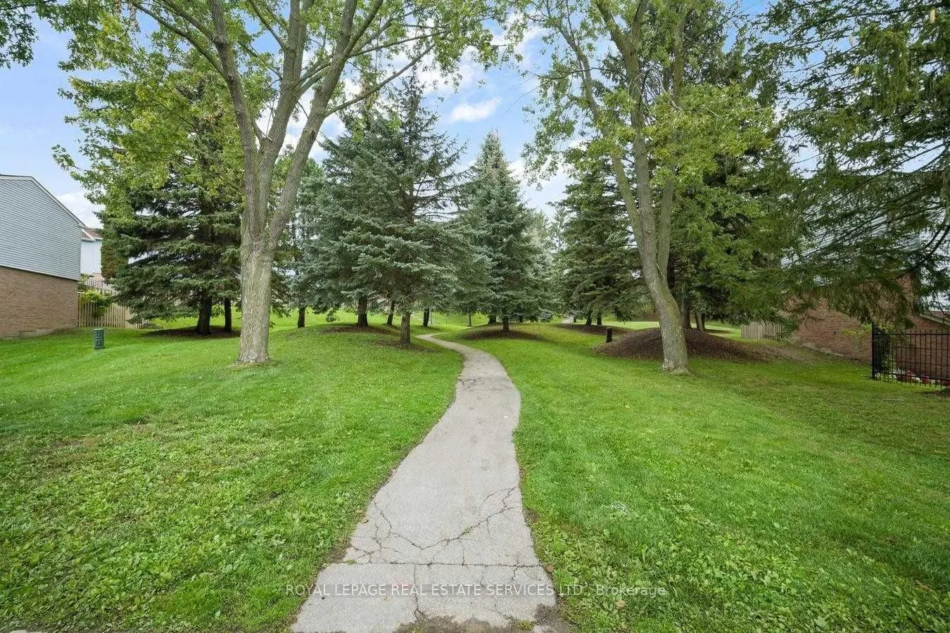 1050 Shawnmarr Road, #106