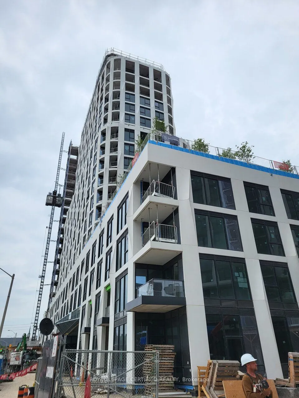 25 Cordova Avenue, #606
