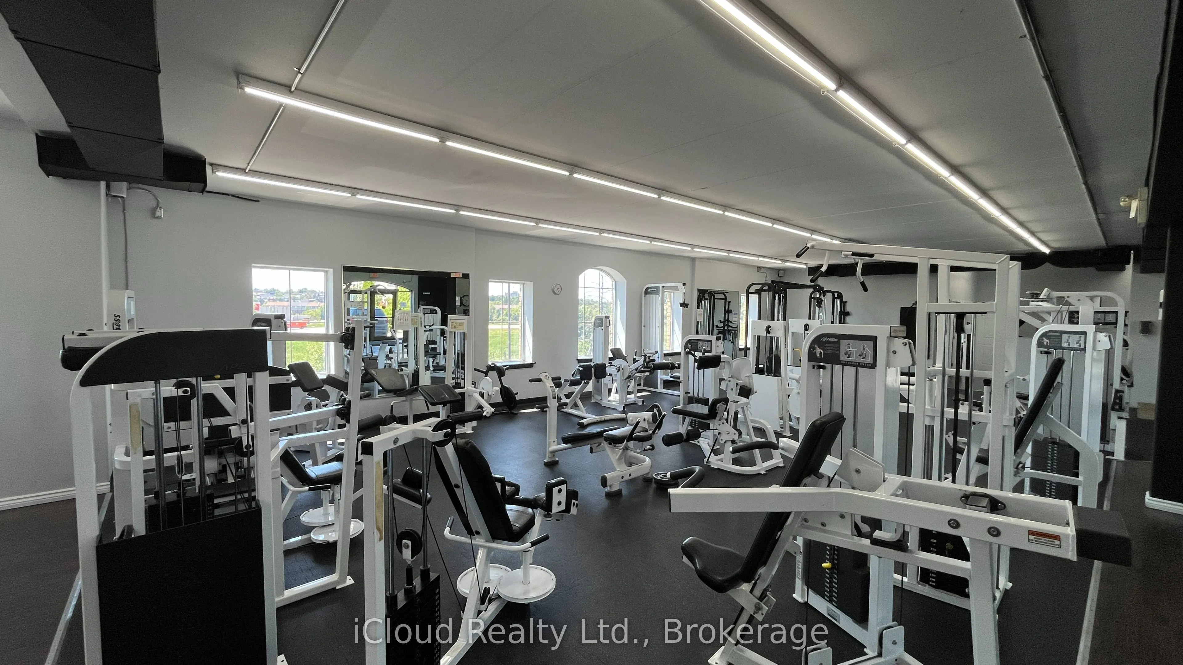 170 lakeview Crescent, #Unit 5