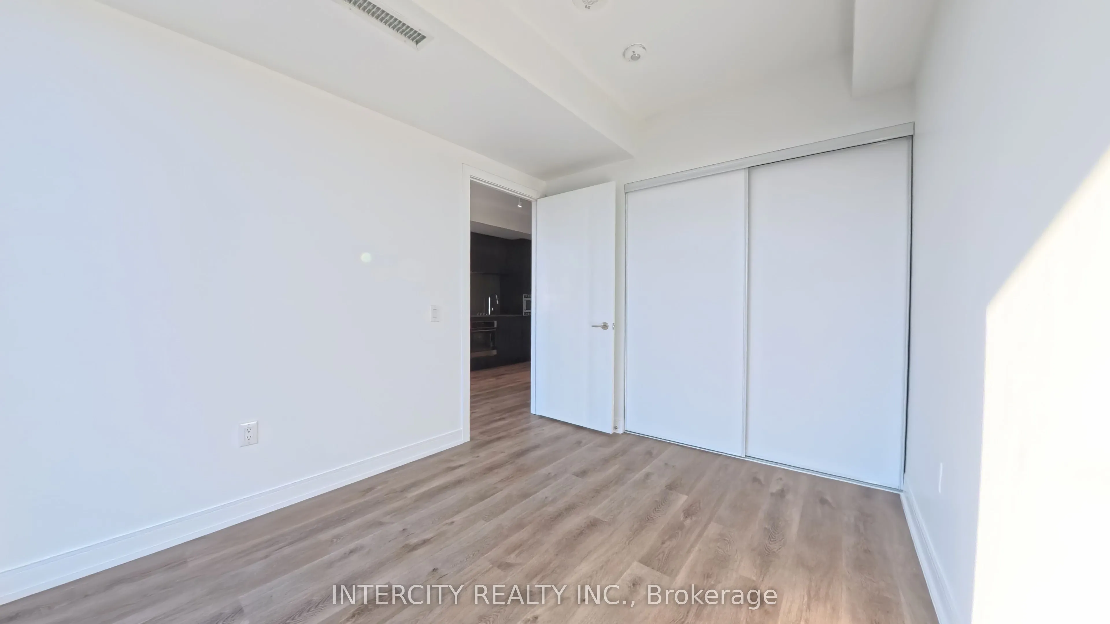 3009 Novar Road, #1108
