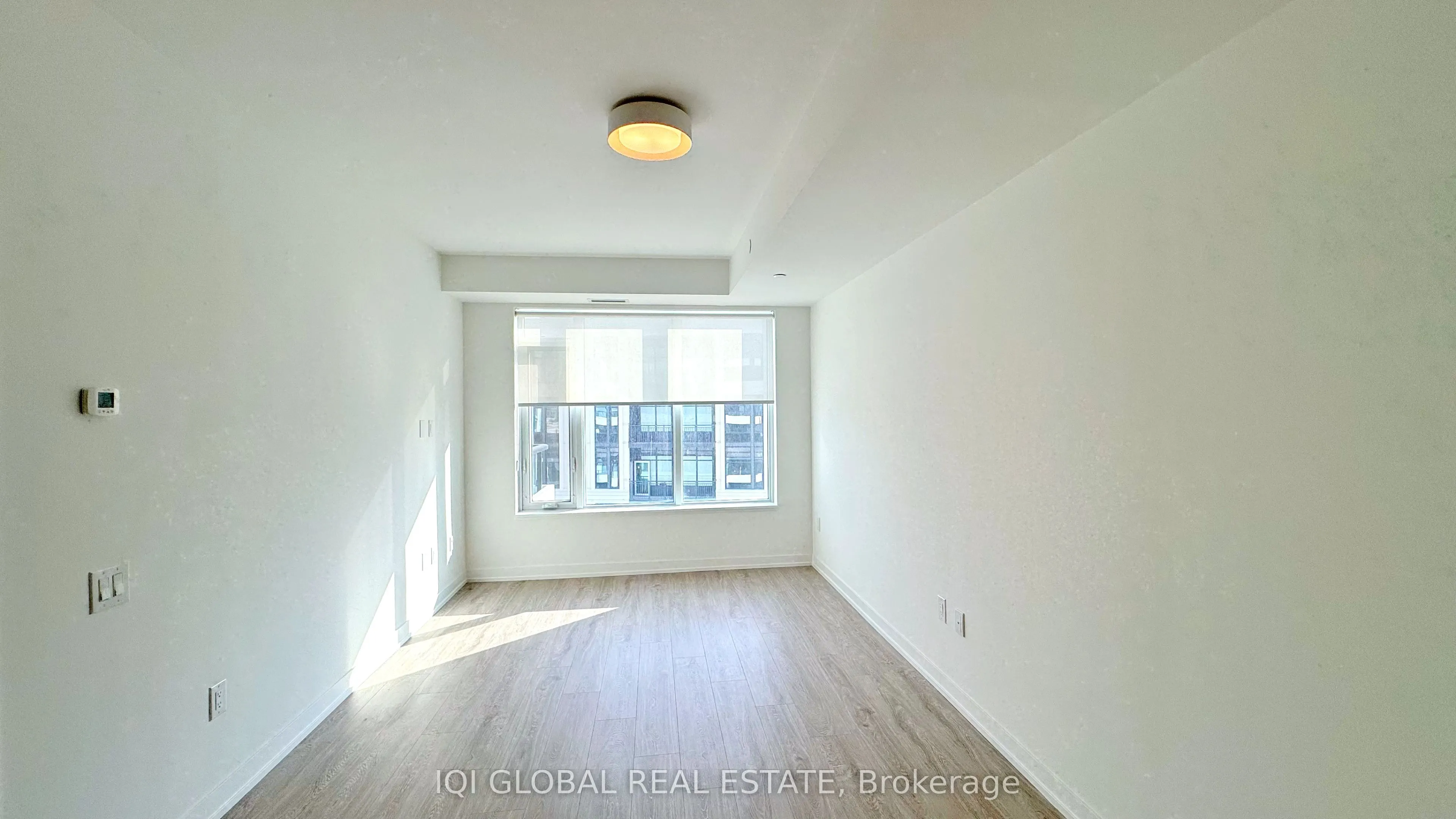2485 Eglinton Avenue W, #1007