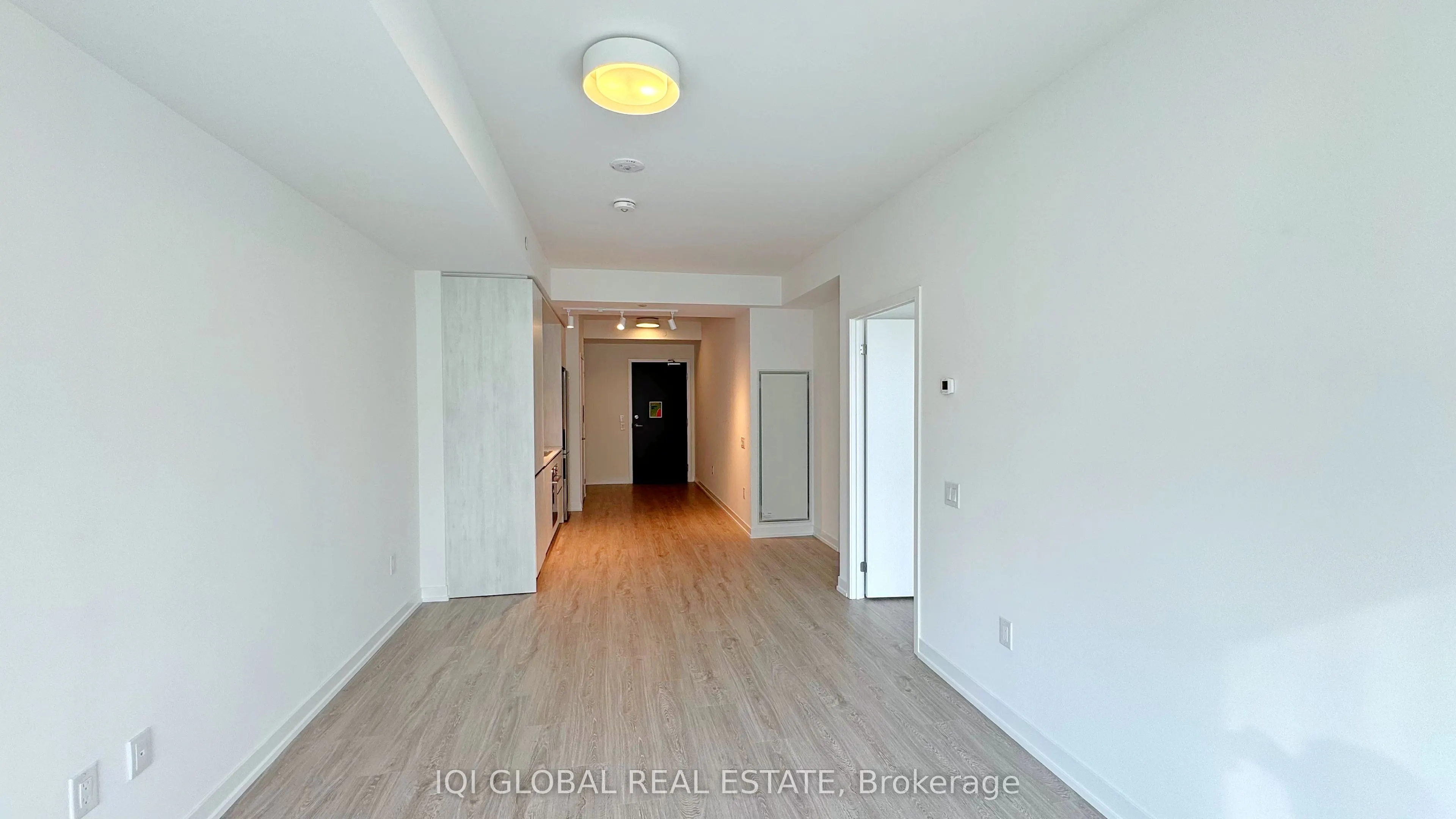 2485 Eglinton Avenue W, #1007