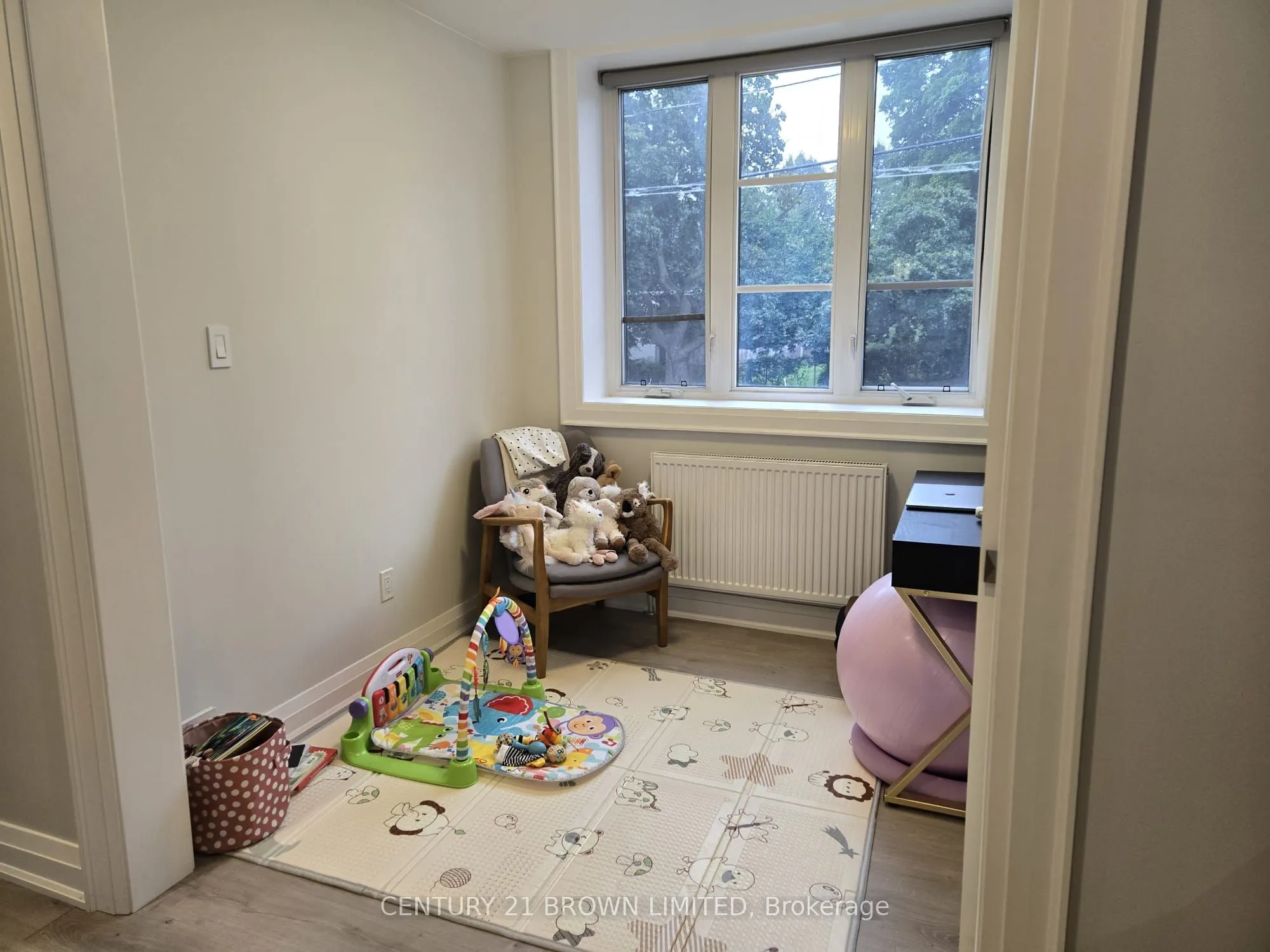 2814 Bloor Street W, #2
