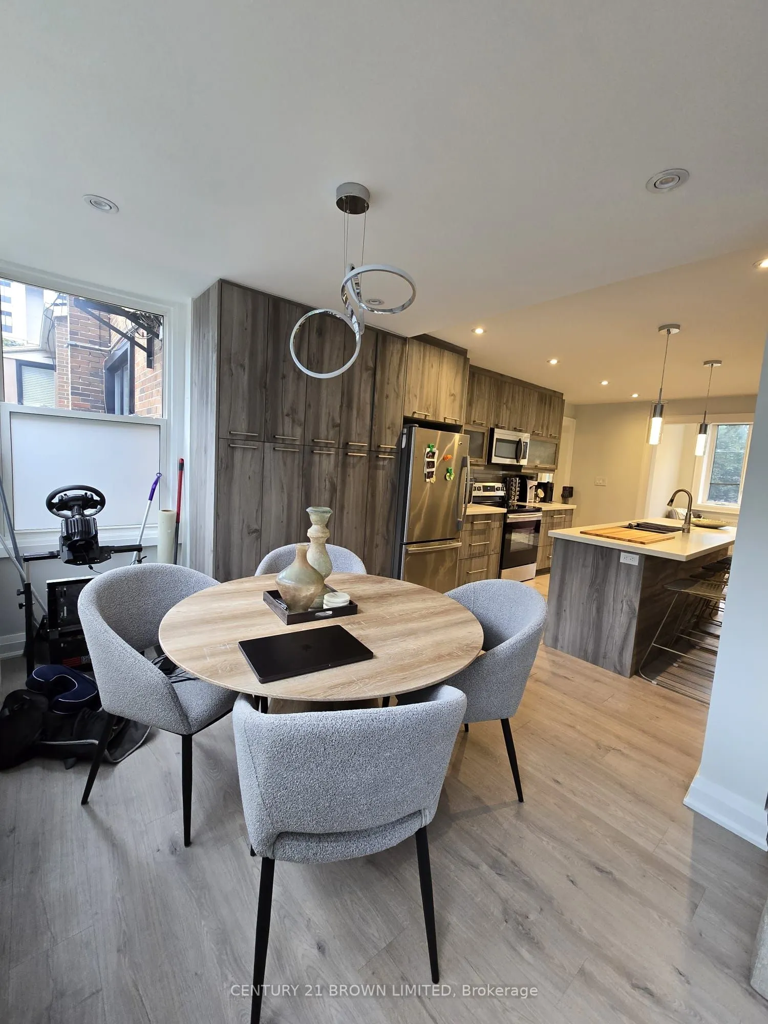 2814 Bloor Street W, #2